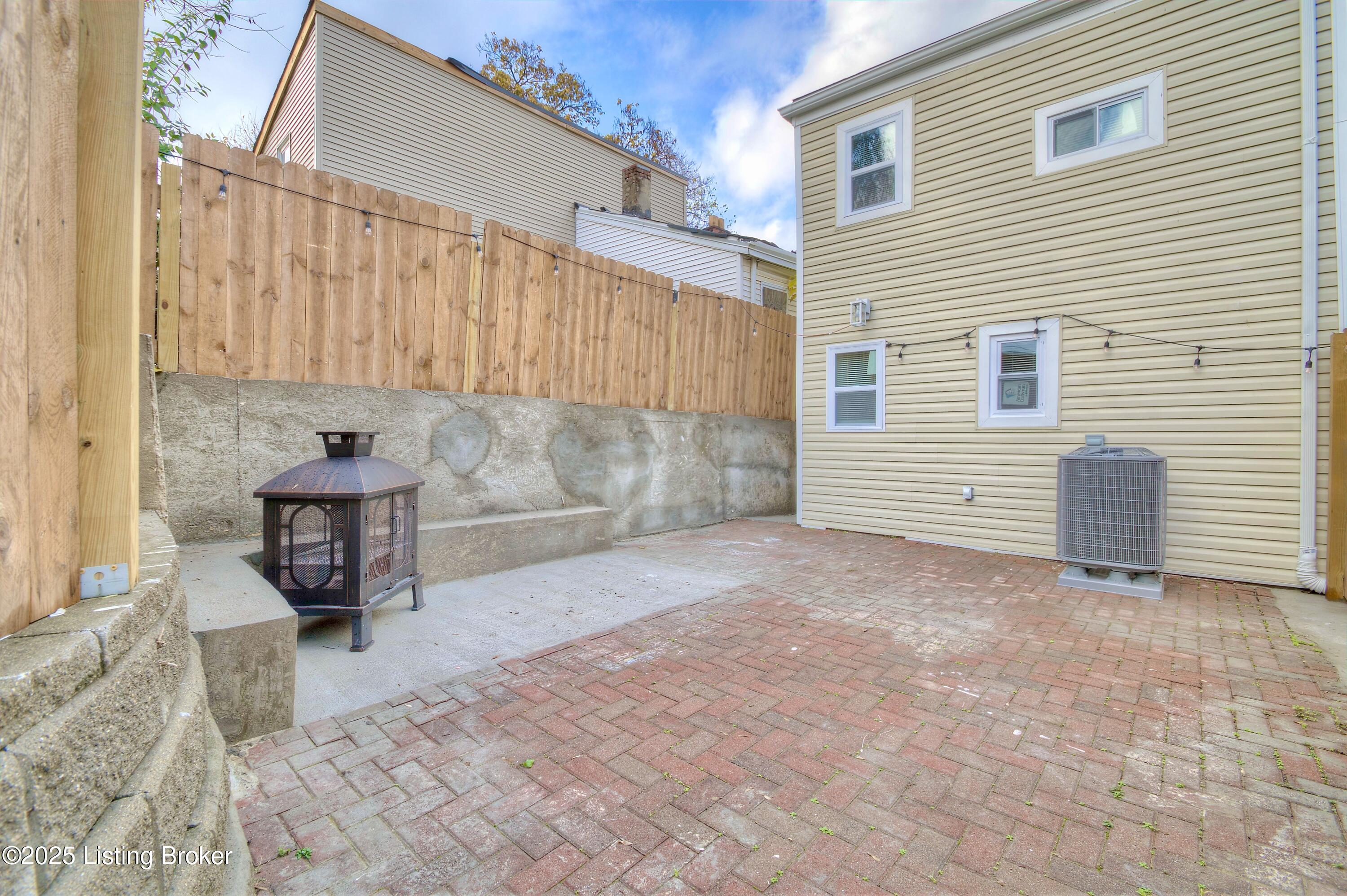 215 E 11th St, Covington, Kentucky image 3