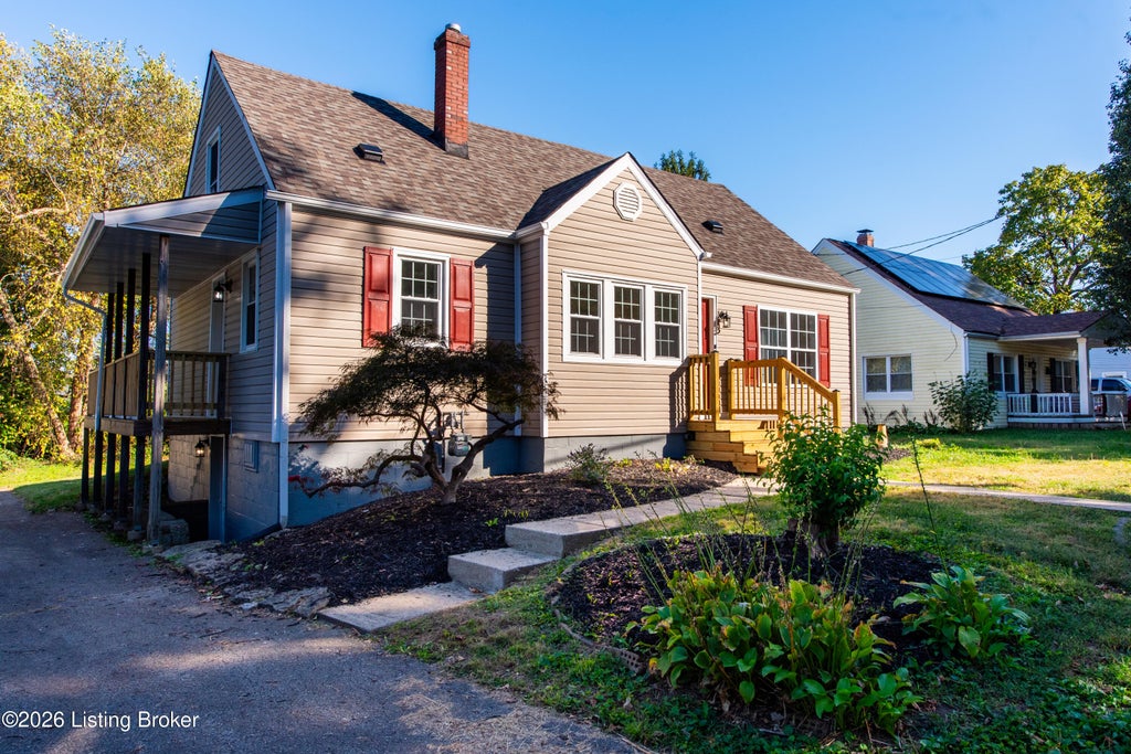 Photo of 109 Franklin Ave, La Grange, KY 40031 (MLS # 1731320)