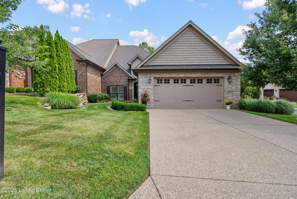 Photo of 239 Maple Valley Rd, Louisville, KY 40245 (MLS # 1722750)