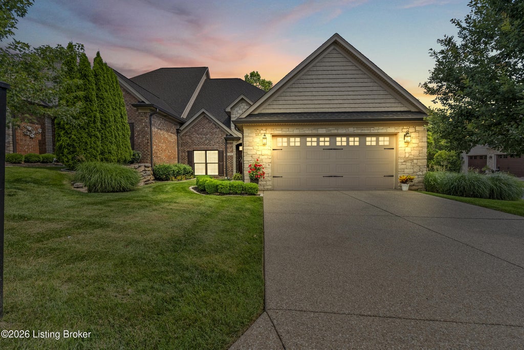 Photo of 239 Maple Valley Rd, Louisville, KY 40245 (MLS # 1722750)