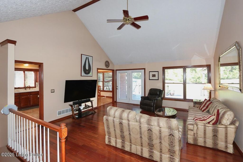 Photo of 7012 Summerfield Way, Floyds Knobs, IN 47119 (MLS # 1701443)