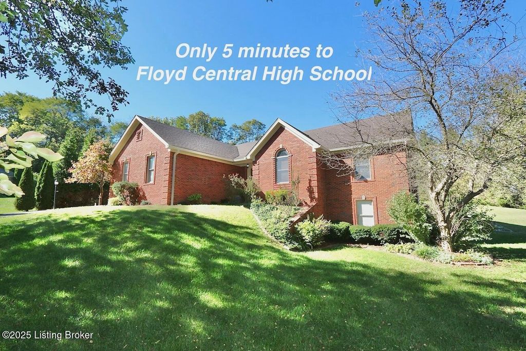 Photo of 7012 Summerfield Way, Floyds Knobs, IN 47119 (MLS # 1701443)