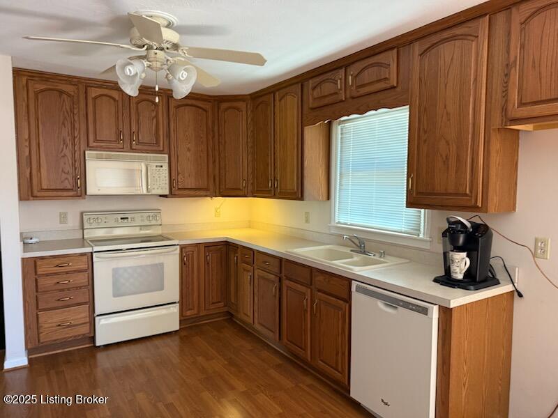 8701 Cottingham Way Way, Louisville, Pennsylvania image 6