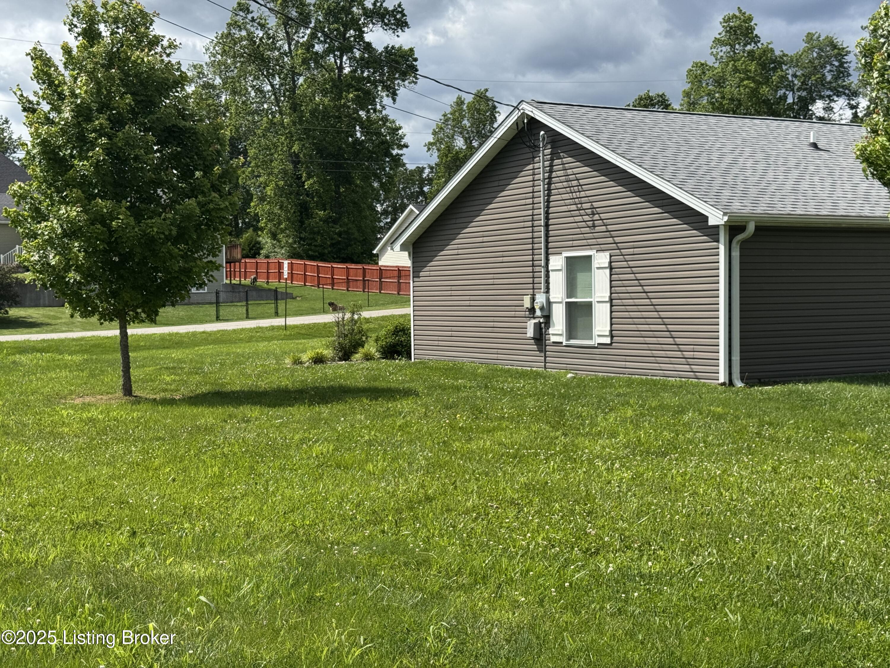 106 Hunter Ln, Brandenburg, Kentucky image 9