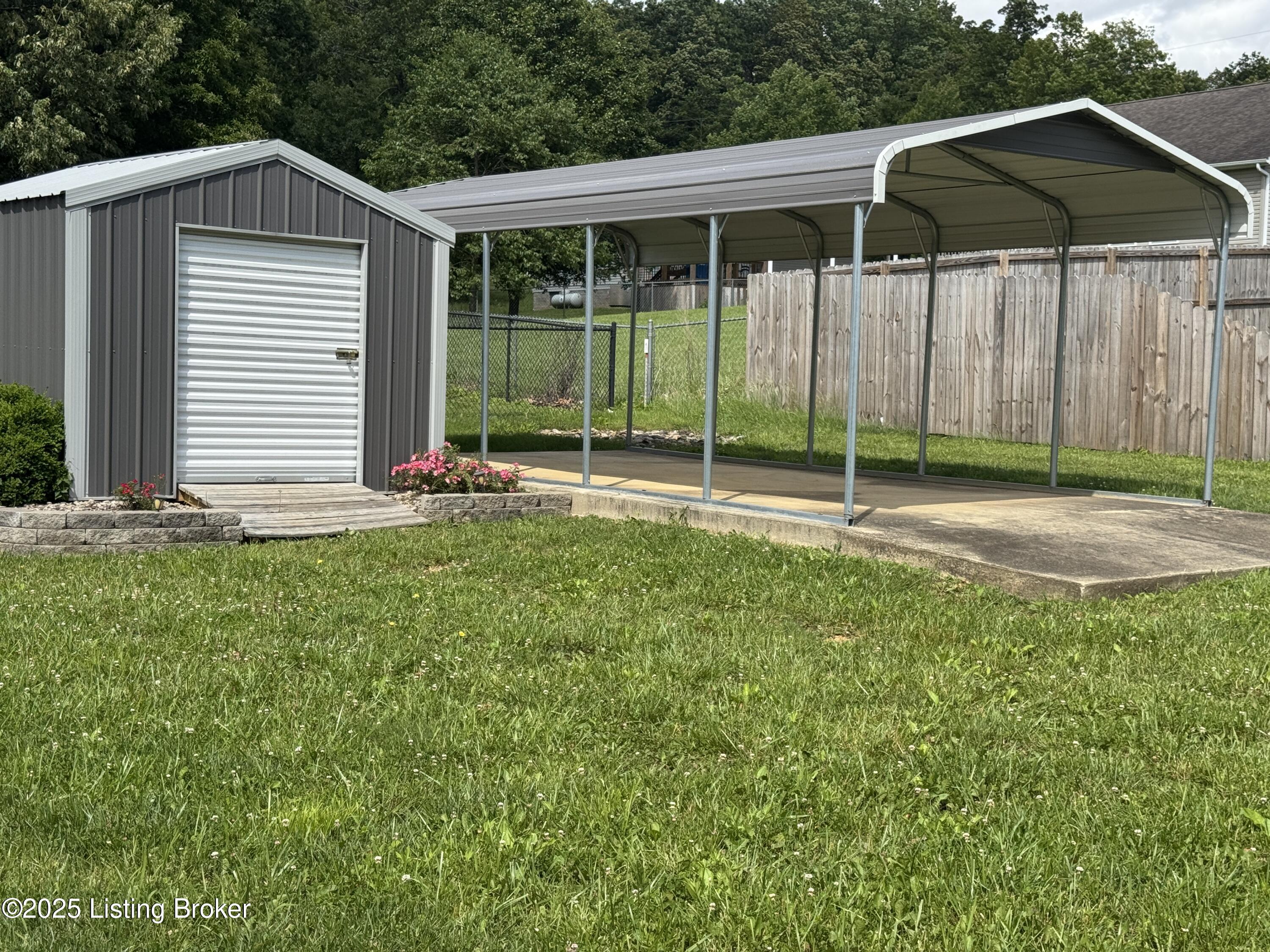 106 Hunter Ln, Brandenburg, Kentucky image 7