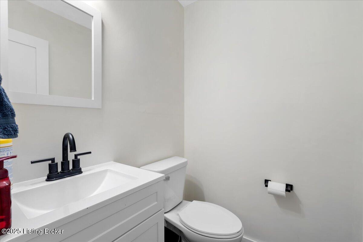 812 Castlewood Dr, New Albany, Pennsylvania image 18