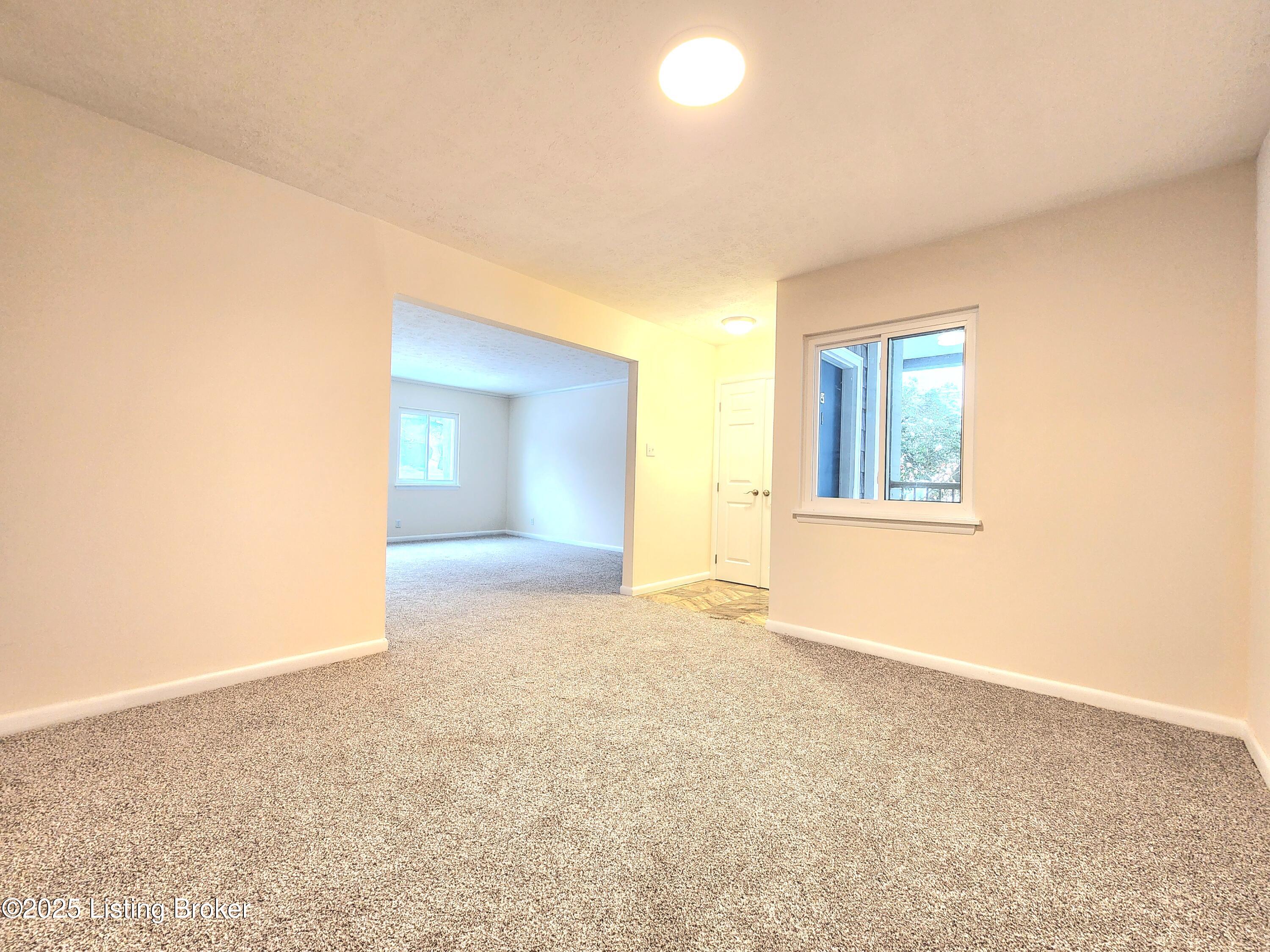 1815 Gardiner Ln #B-21, Louisville, Pennsylvania image 7