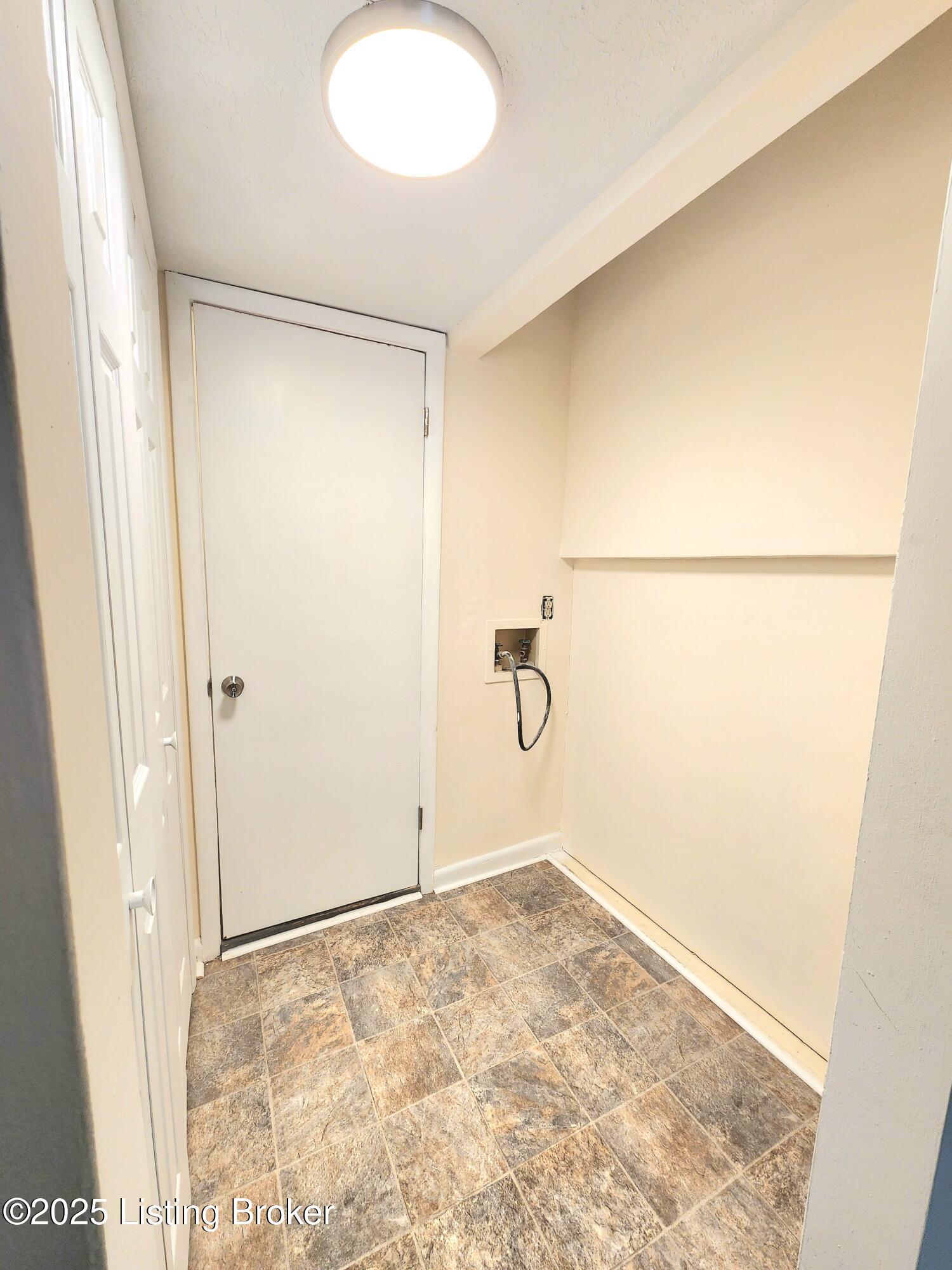 1815 Gardiner Ln #B-21, Louisville, Pennsylvania image 19