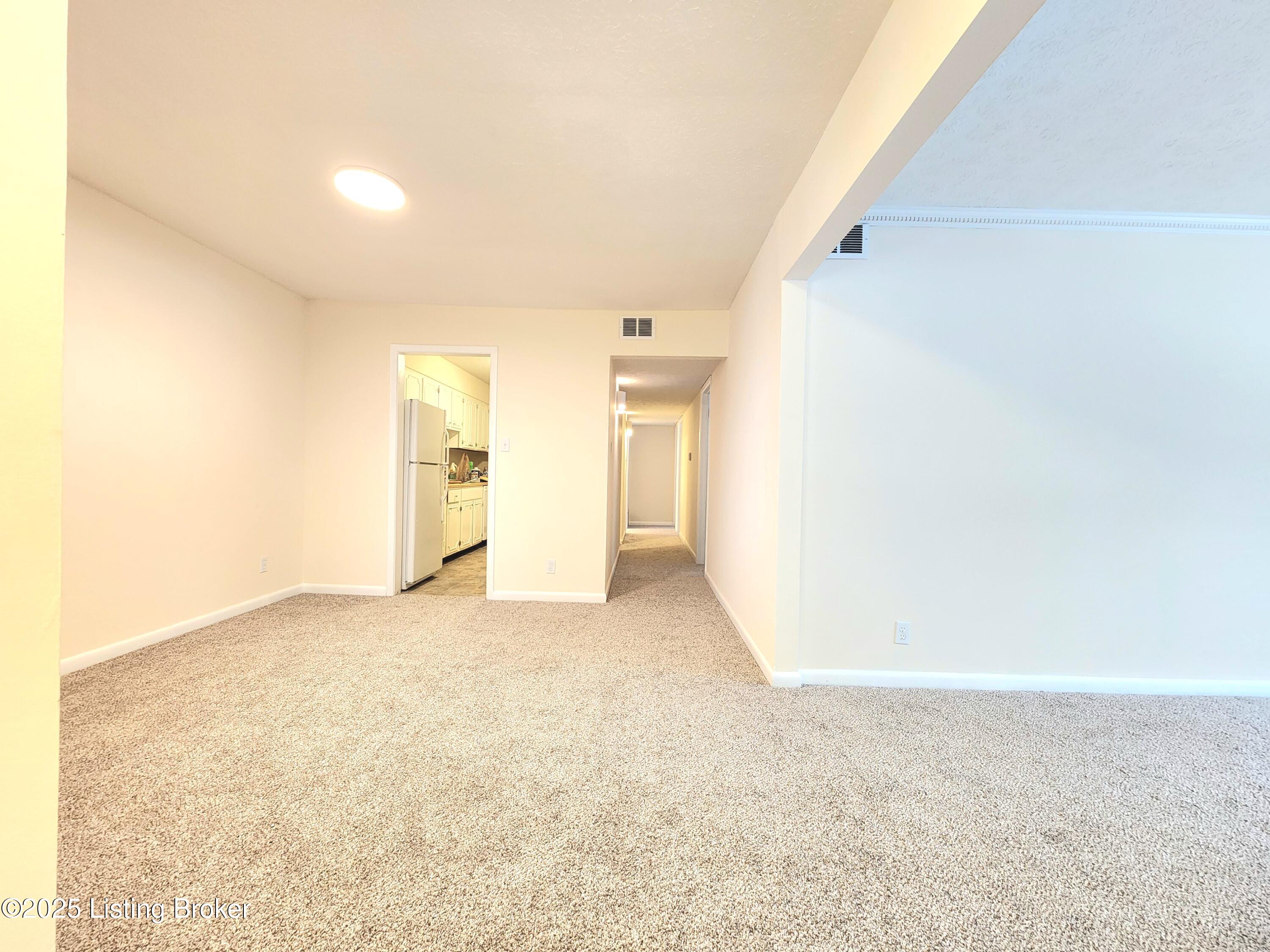 1815 Gardiner Ln #B-21, Louisville, Pennsylvania image 9