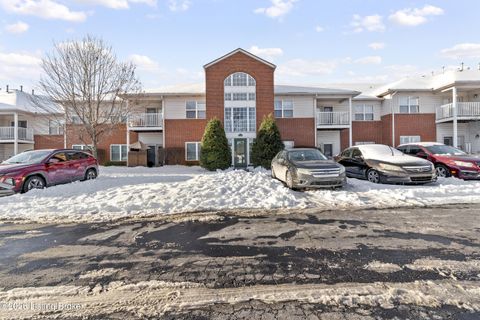 Photo of 9502 Magnolia Ridge Dr #101, Louisville, KY 40291 (MLS # 1707908)