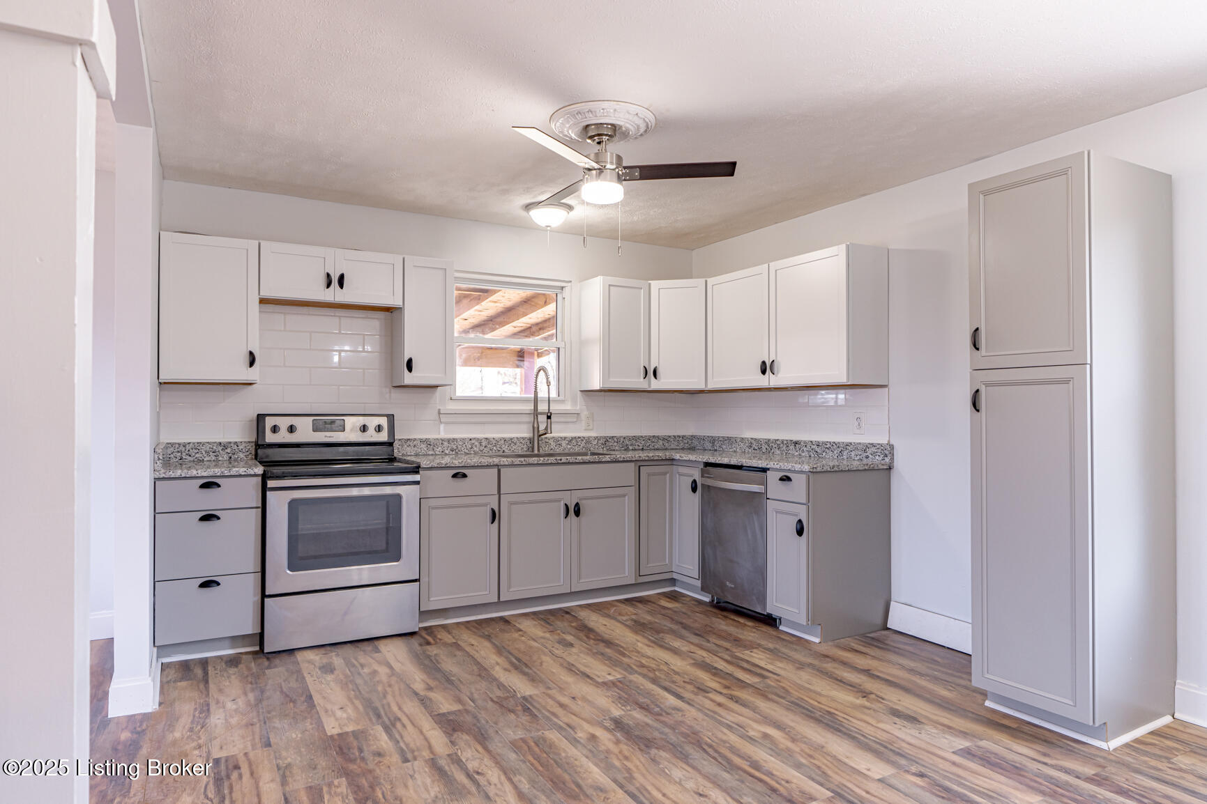 247 Fairway Dr, Mt Washington, Kentucky image 16