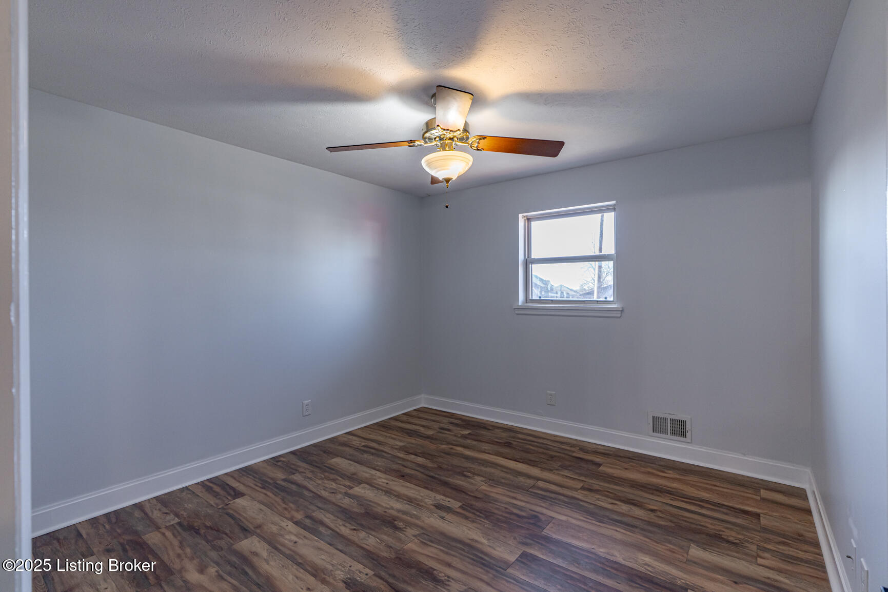 247 Fairway Dr, Mt Washington, Kentucky image 7