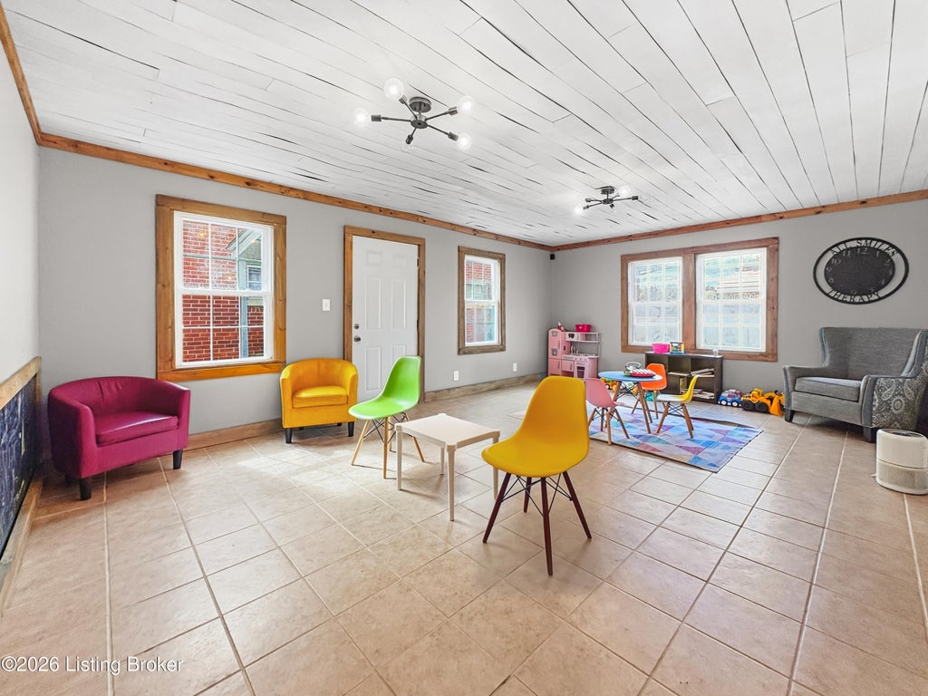 Photo of 114 W Union St, Munfordville, KY 42765 (MLS # 1731042)