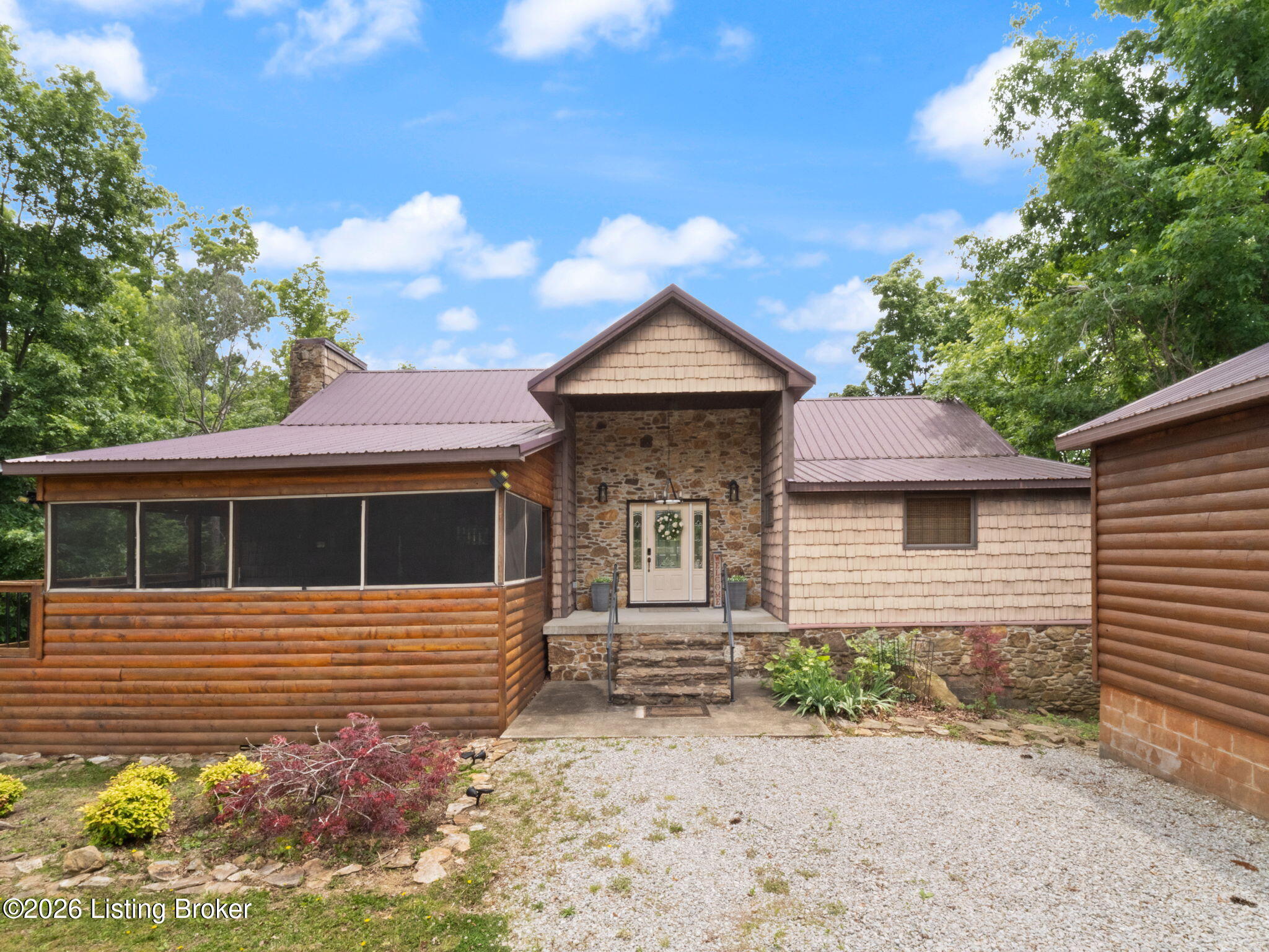48 Shores Ln