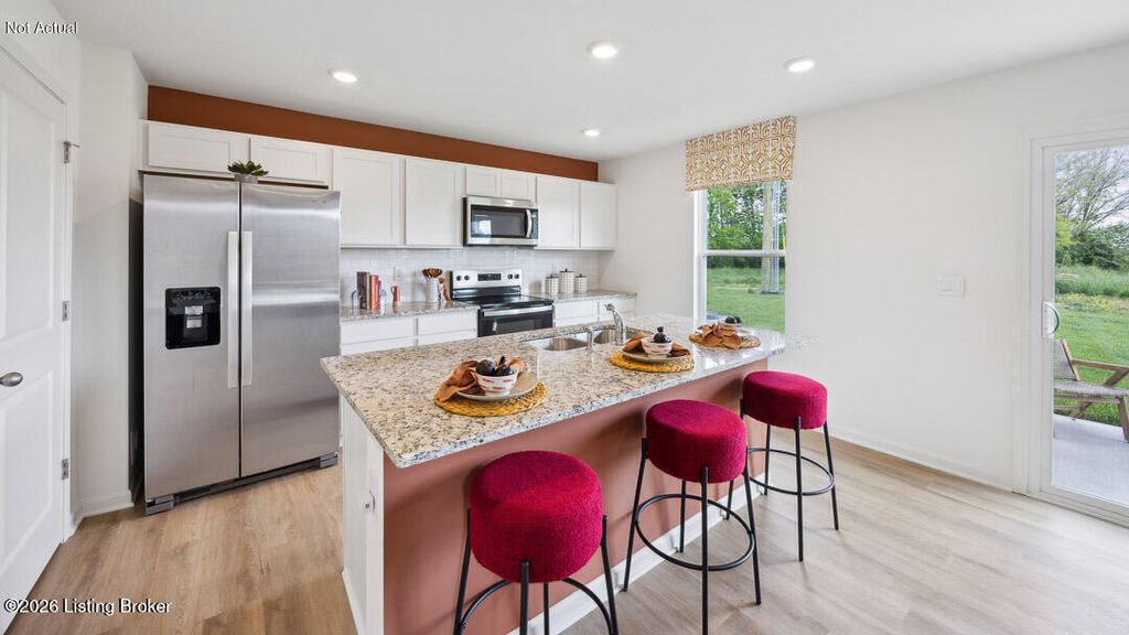 Photo of 115 Pheasant Glen Dr, Shelbyville, KY 40065 (MLS # 1714616)