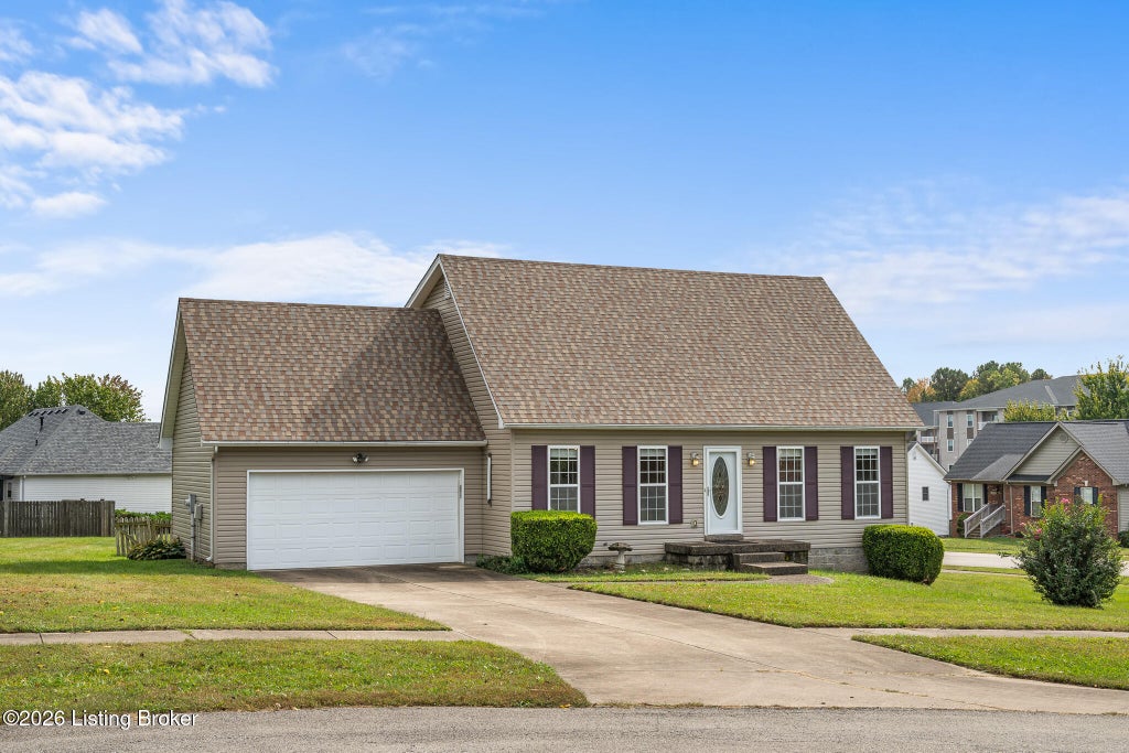 Photo of 1228 Cottonwood Ct, Simpsonville, KY 40067 (MLS # 1731910)