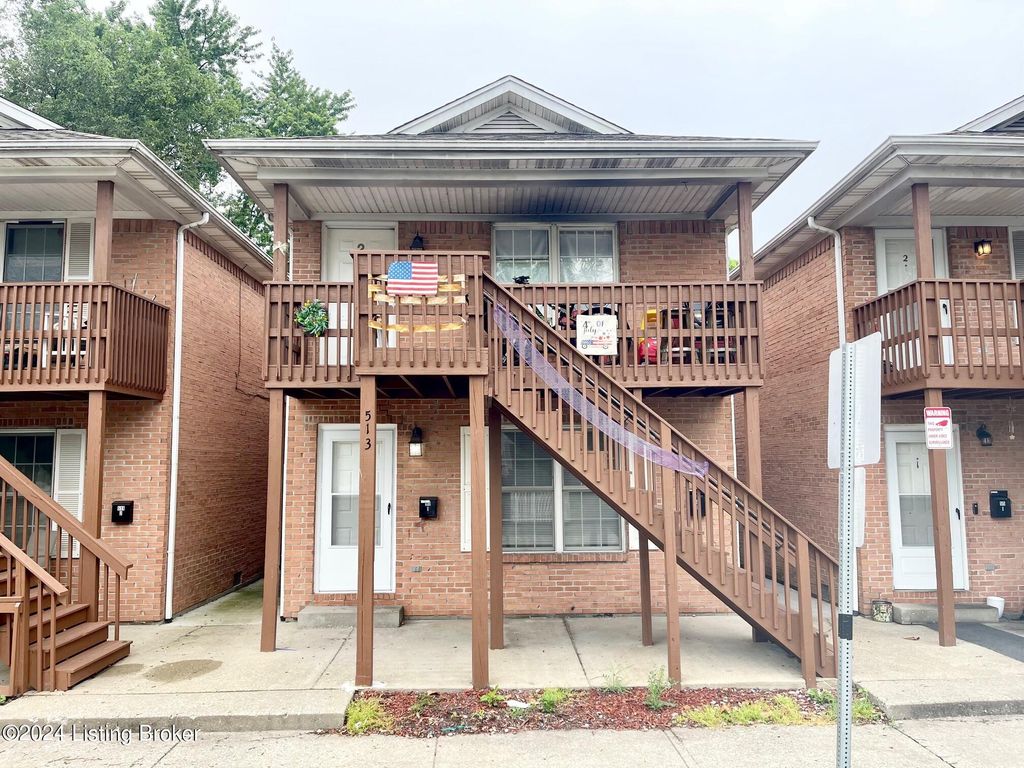 Photo of 515 E 4th St #1, New Albany, IN 47150 (MLS # 1708363)