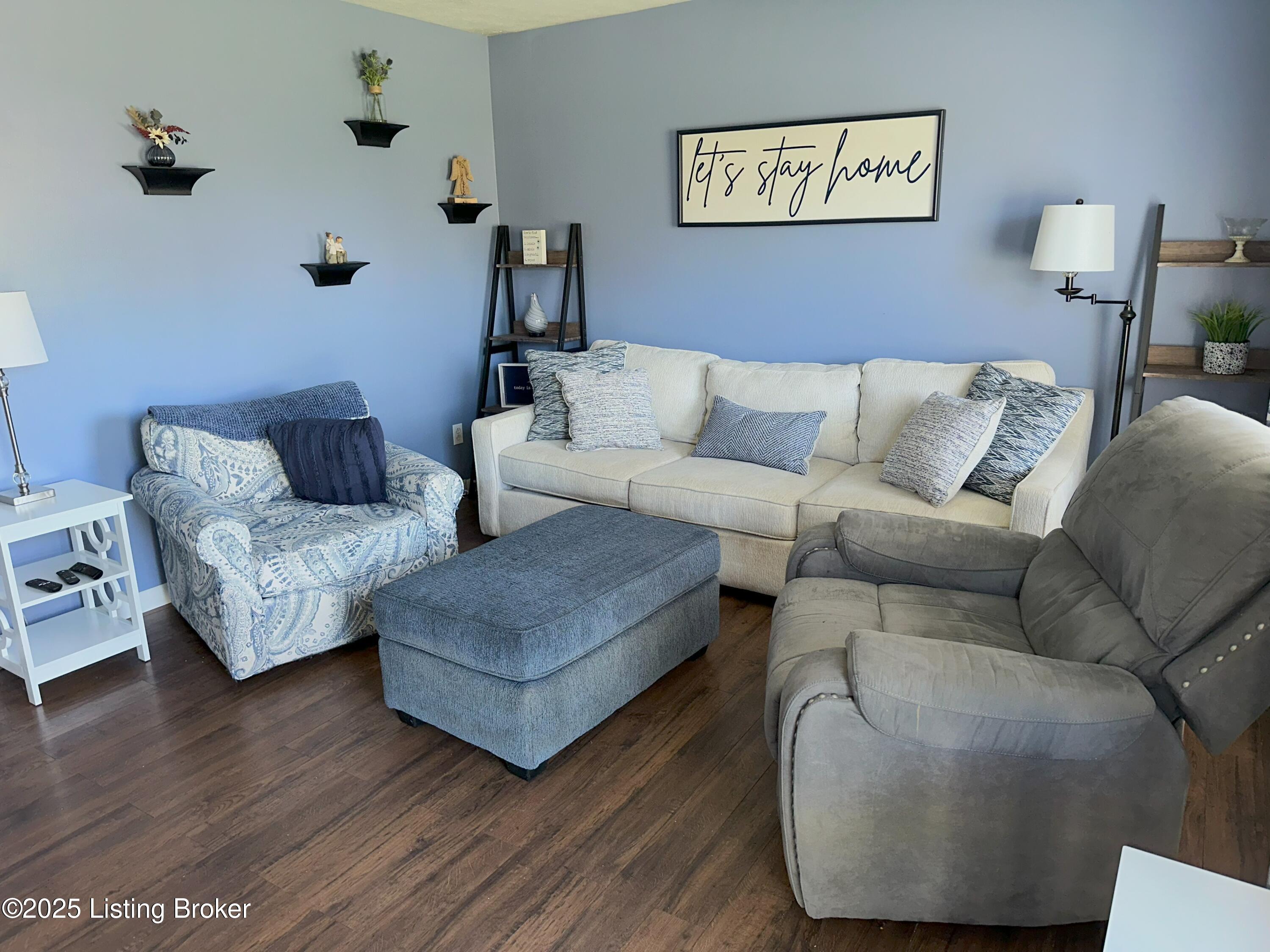 210 Sam Dr, Louisville, Kentucky image 4