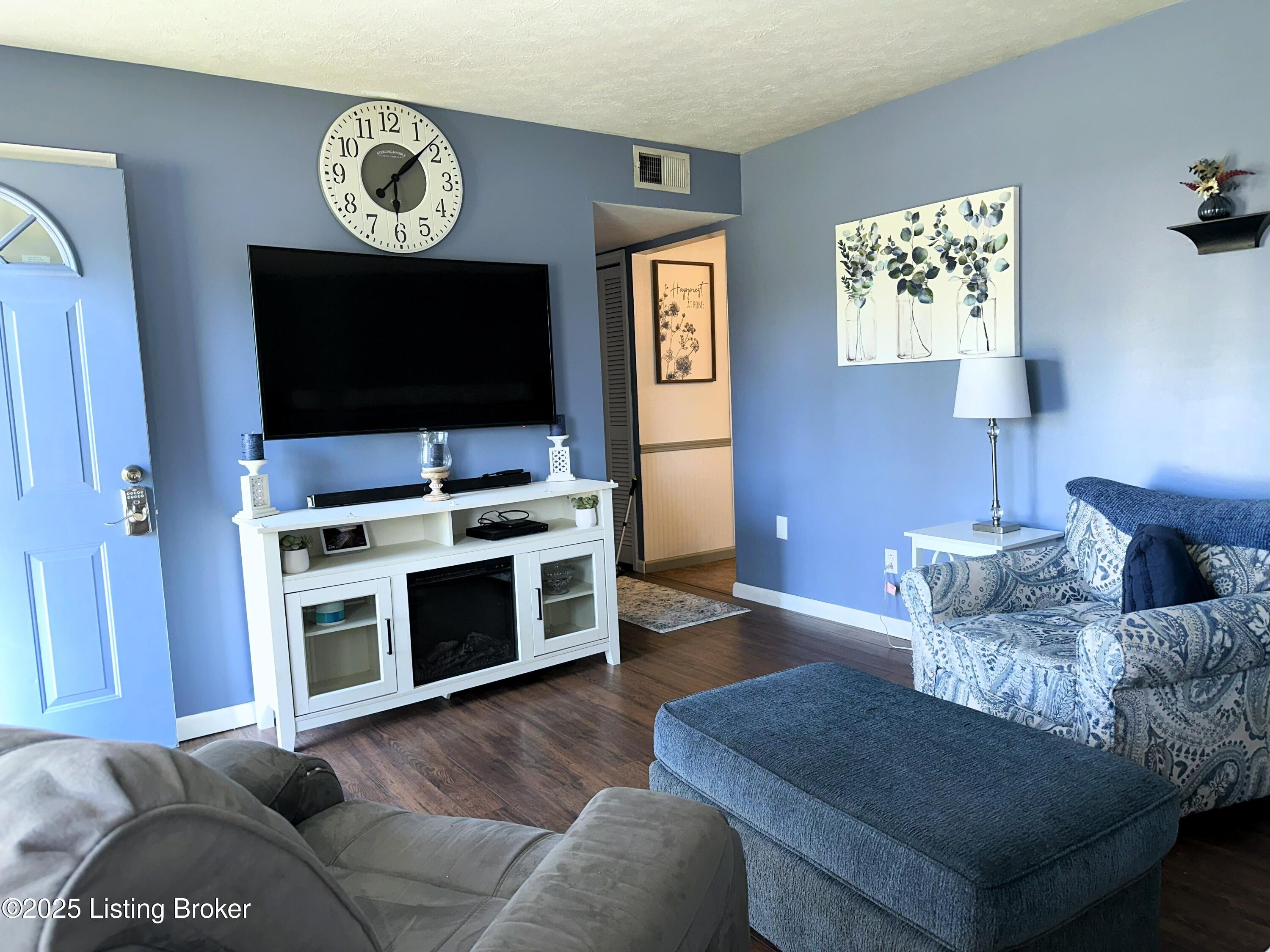 210 Sam Dr, Louisville, Kentucky image 8