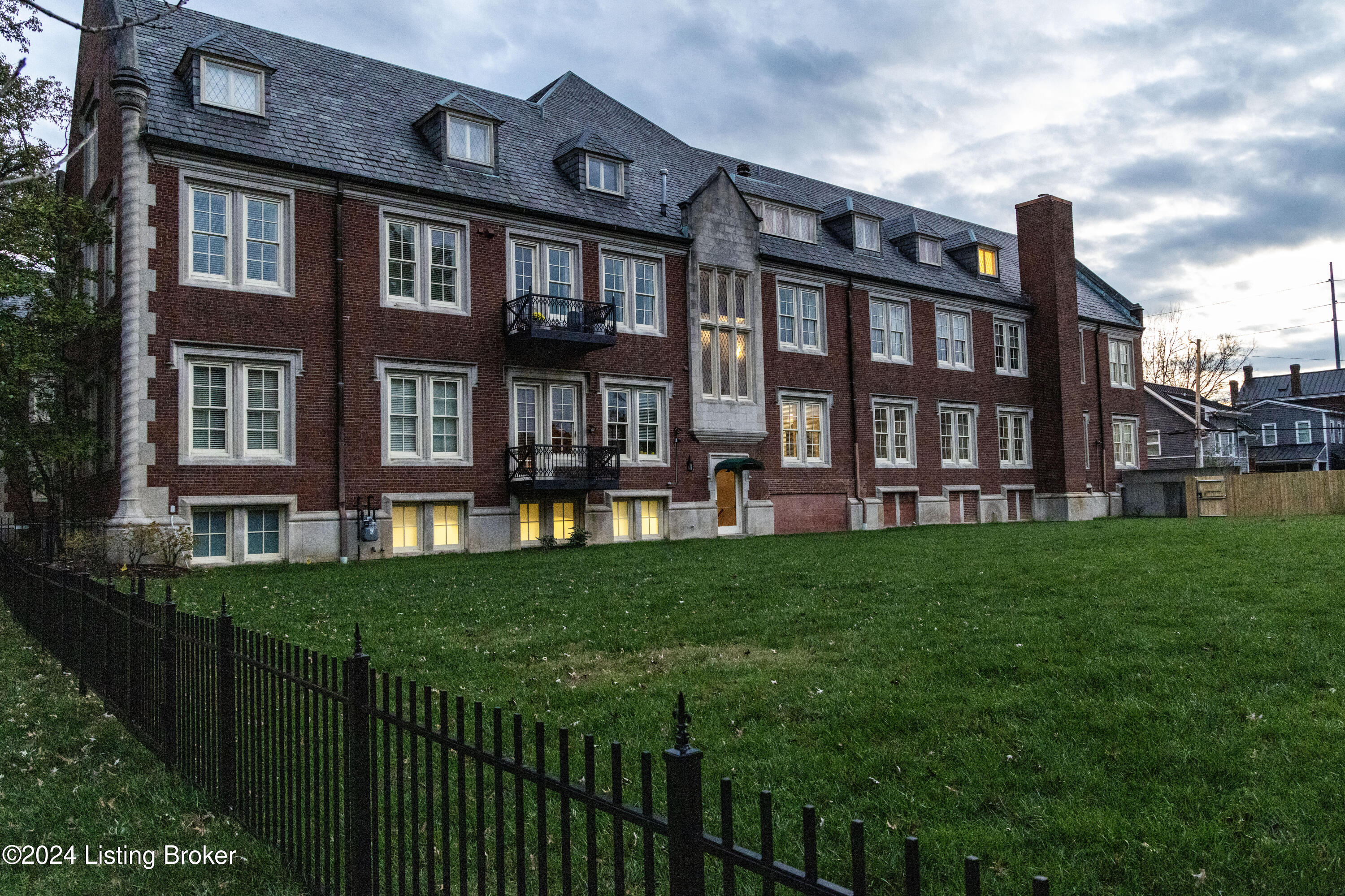 966 Cherokee Rd #UNIT 303, Louisville, Kentucky image 42