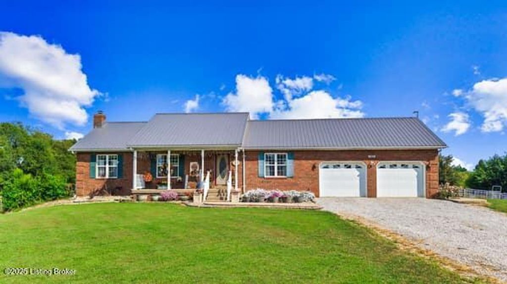 Photo of 165 Carter Brothers Rd, Hodgenville, KY 42748 (MLS # 1704035)