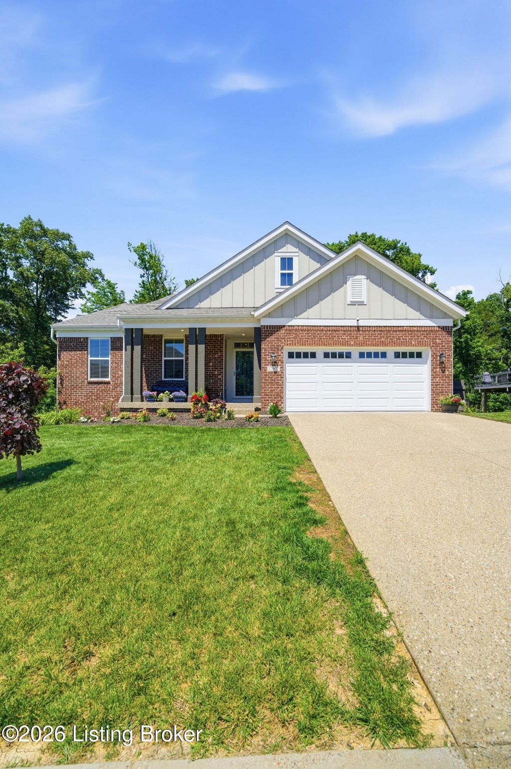 Photo of 17007 Preserve Pointe Dr, Louisville, KY 40245 (MLS # 1722033)