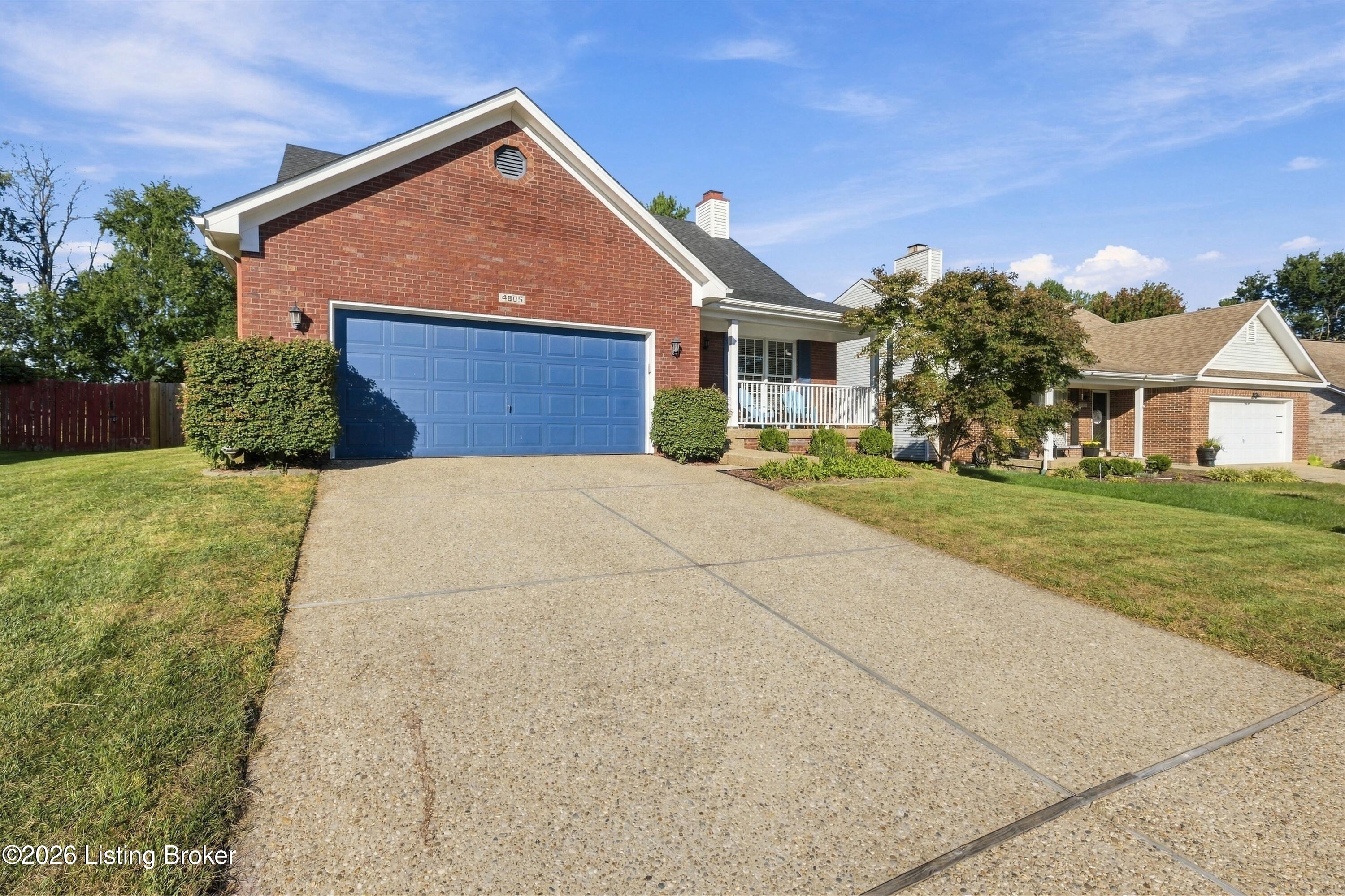 4805 Oak Pointe Dr