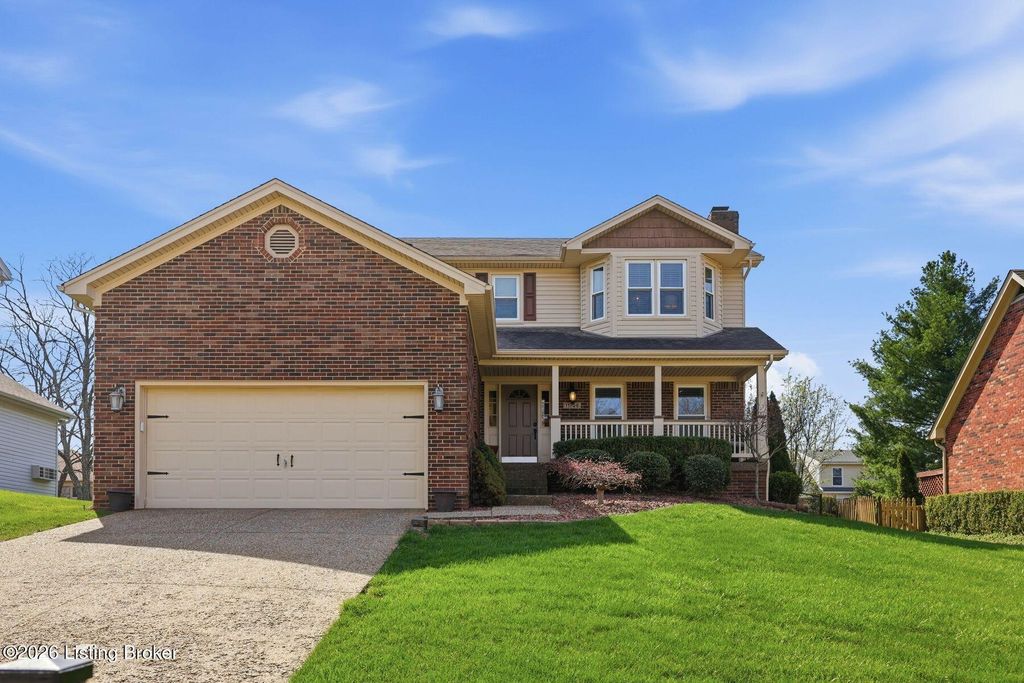 Photo of 11708 Saratoga Woods Ct, Louisville, KY 40299 (MLS # 1713321)