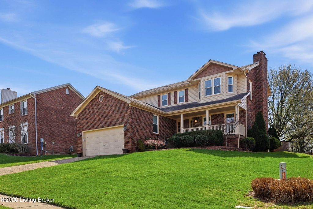 Photo of 11708 Saratoga Woods Ct, Louisville, KY 40299 (MLS # 1713321)