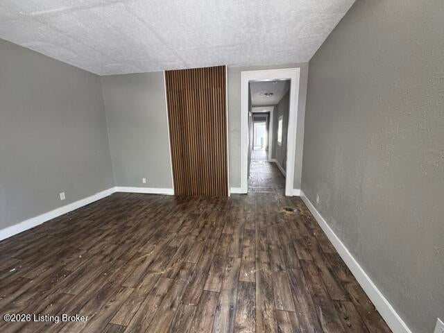 Photo of 2549 Slevin St, Louisville, KY 40212 (MLS # 1732966)