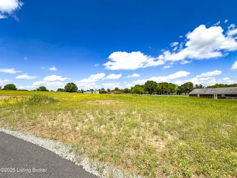MLS: 1687003