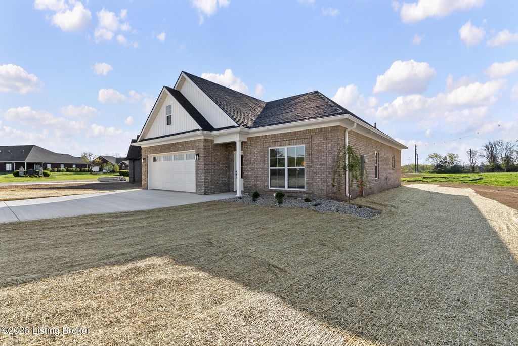 Photo of 103 Freeman Ave, Bardstown, KY 40004 (MLS # 1713878)