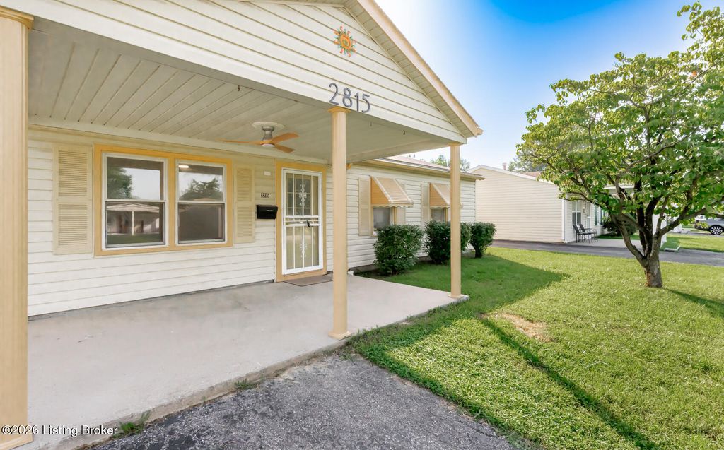 Photo of 2815 Elam Dr, Louisville, KY 40213 (MLS # 1722448)