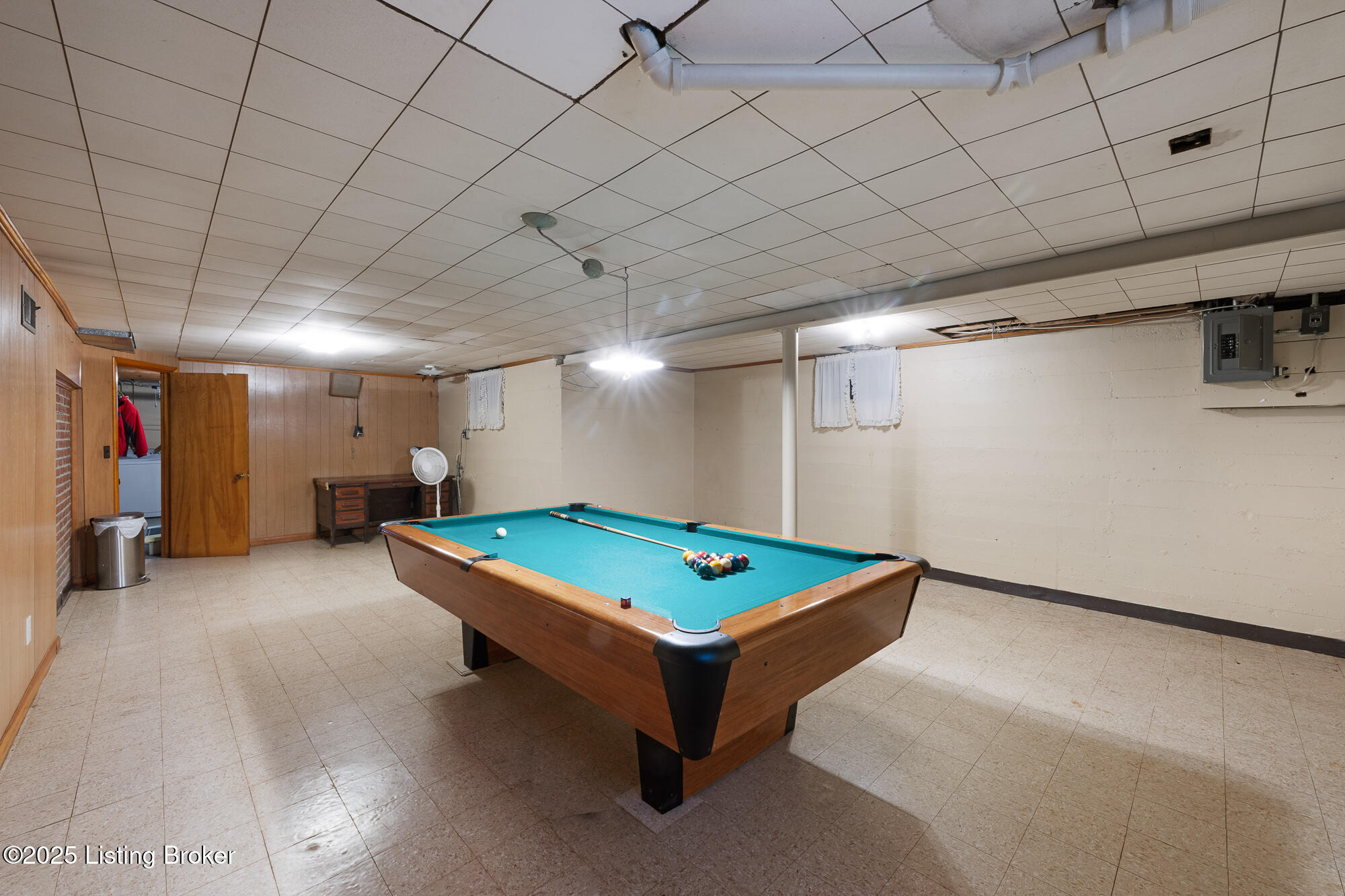 317 N Bonner Ave, Louisville, Kentucky image 20