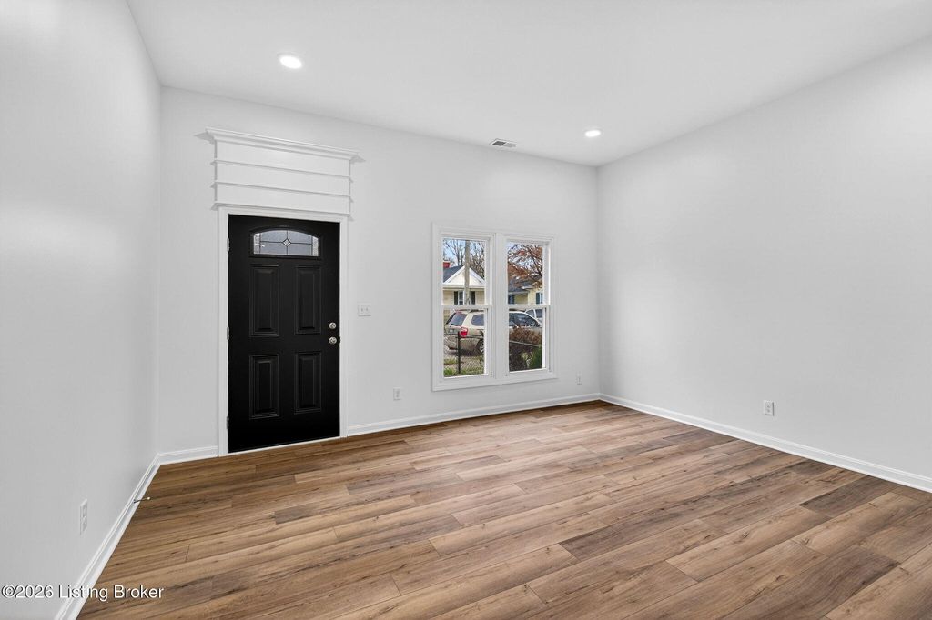 Photo of 508 Lilly Ave, Louisville, KY 40217 (MLS # 1717828)