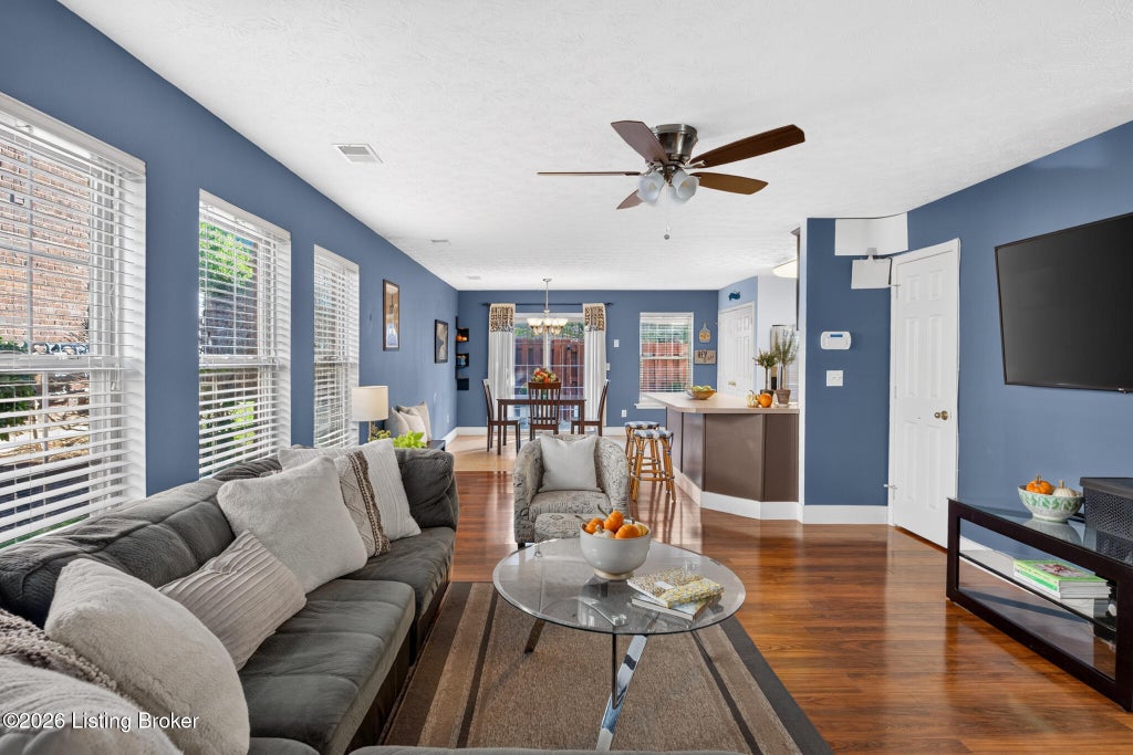 Photo of 8443 Grand Trevi Dr, Louisville, KY 40228 (MLS # 1731943)