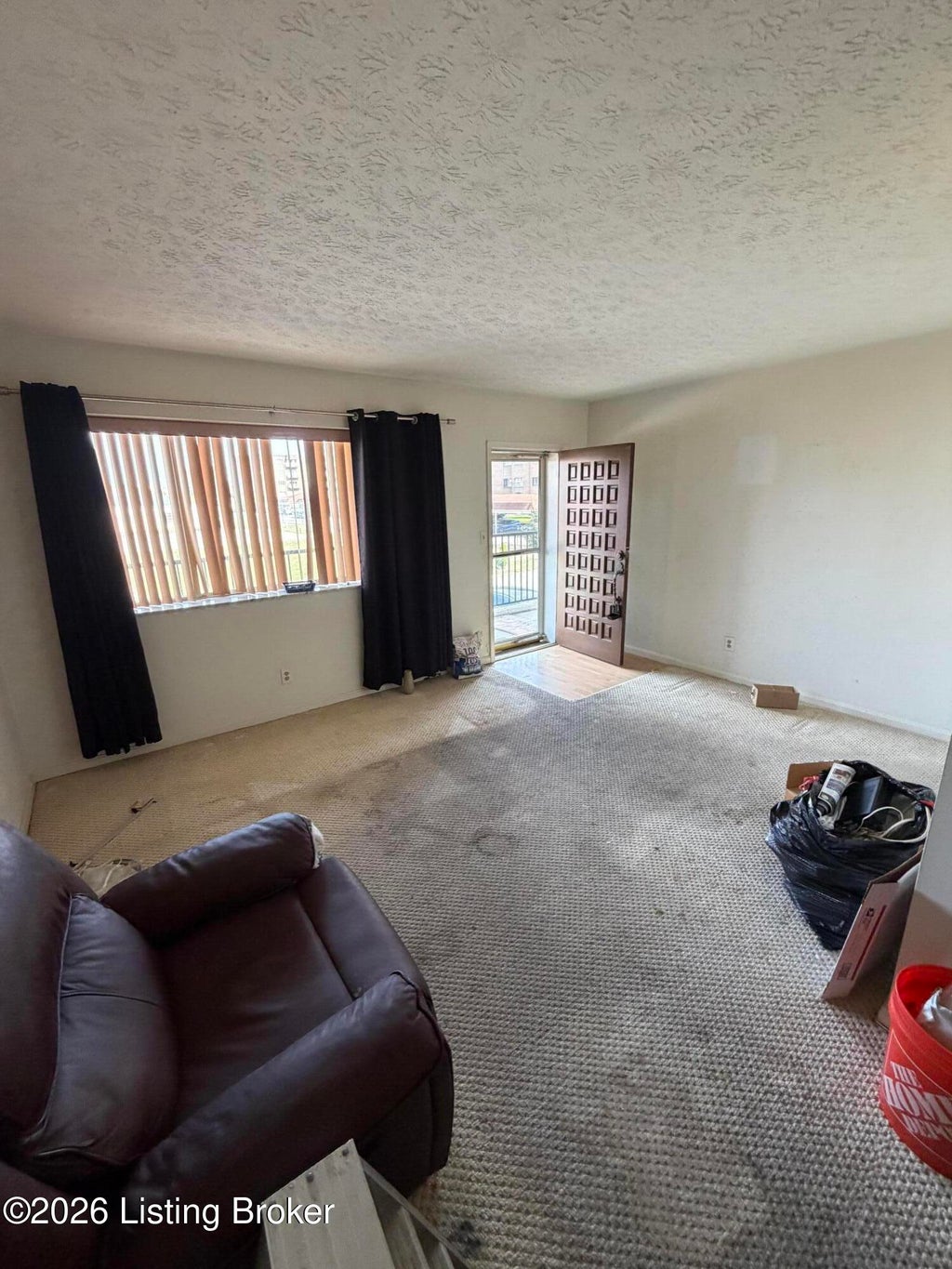 Photo of 208 Casa Bella Ct #208, Louisville, KY 40220 (MLS # 1732932)