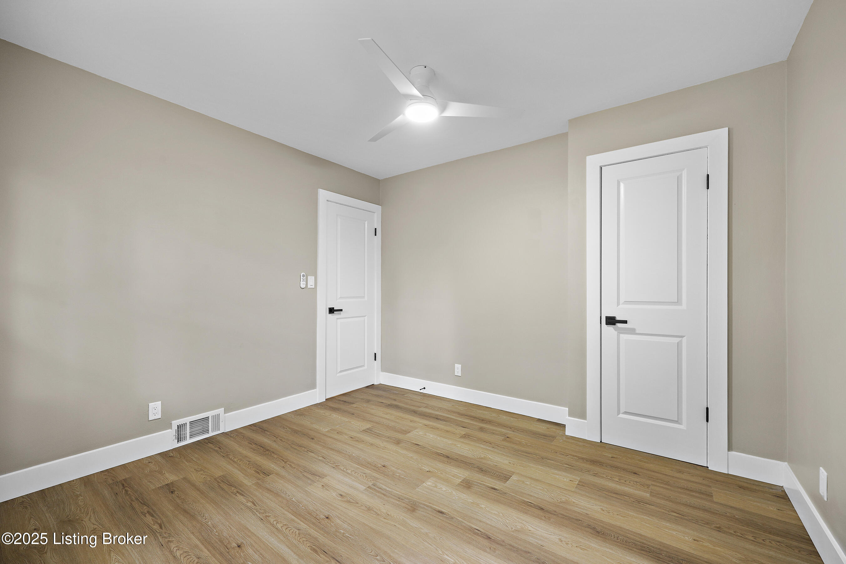 3303 Wellingmoor Ave, Louisville, Pennsylvania image 24