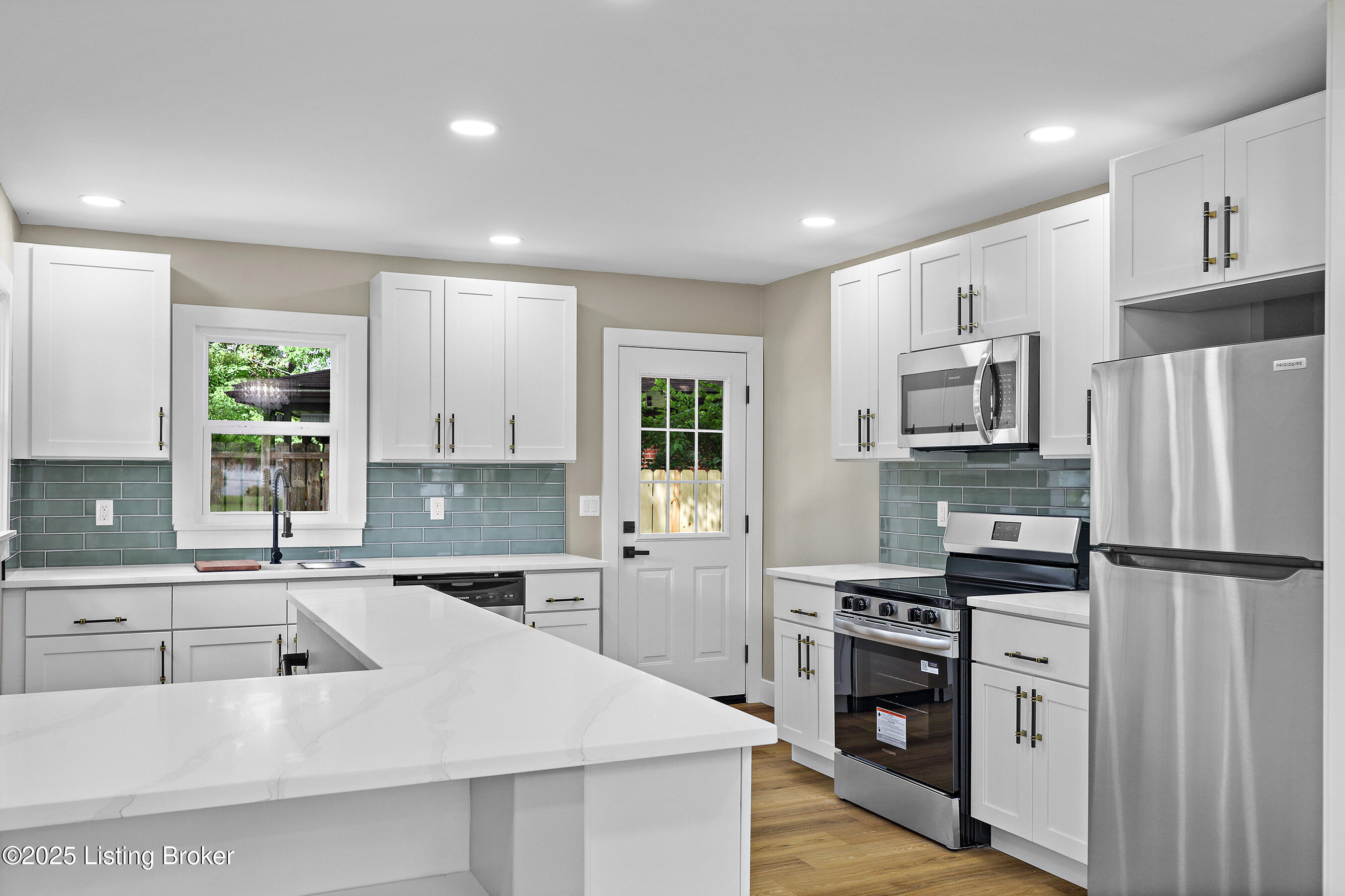 3303 Wellingmoor Ave, Louisville, Pennsylvania image 12