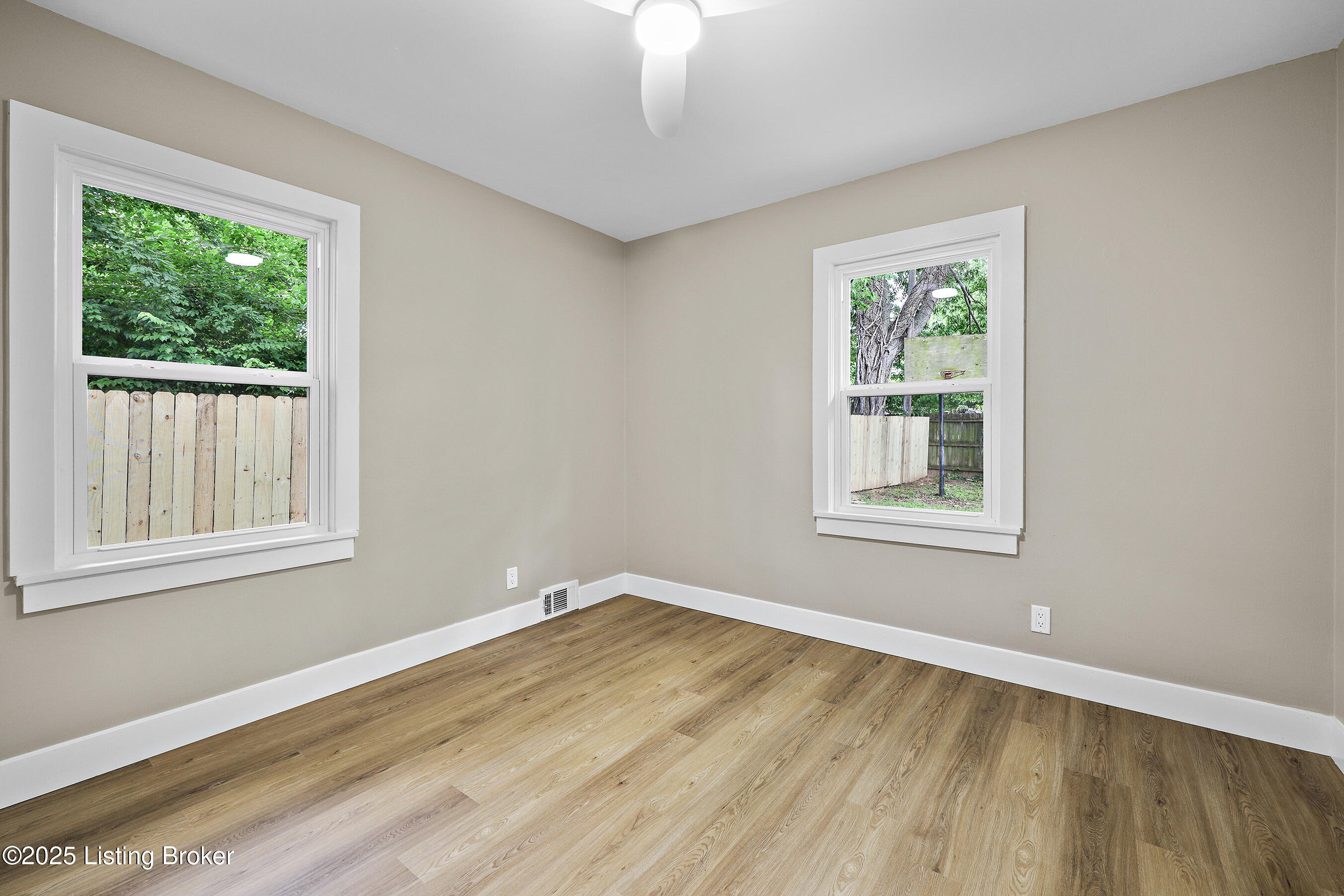 3303 Wellingmoor Ave, Louisville, Pennsylvania image 18