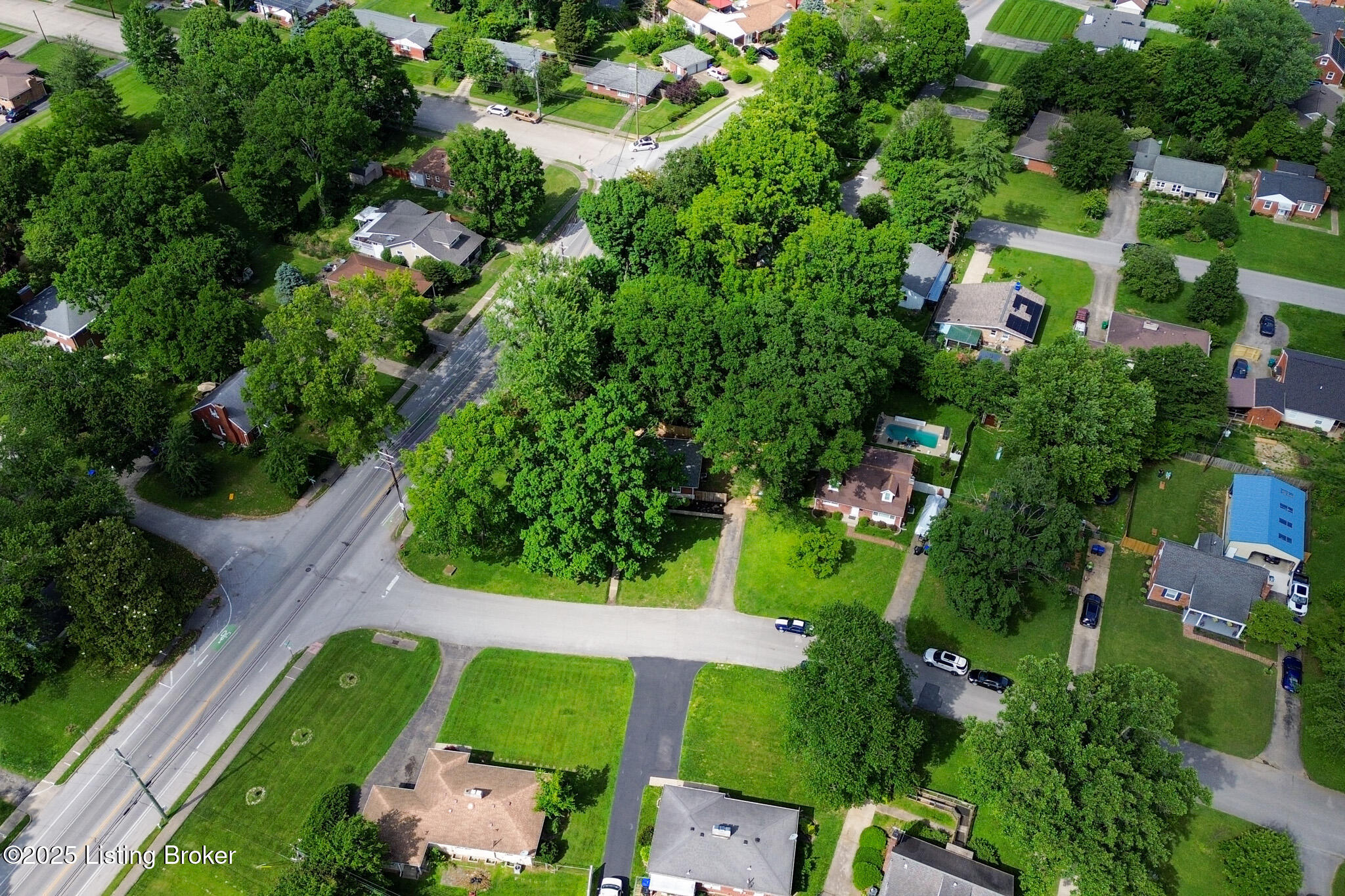 3303 Wellingmoor Ave, Louisville, Pennsylvania image 44