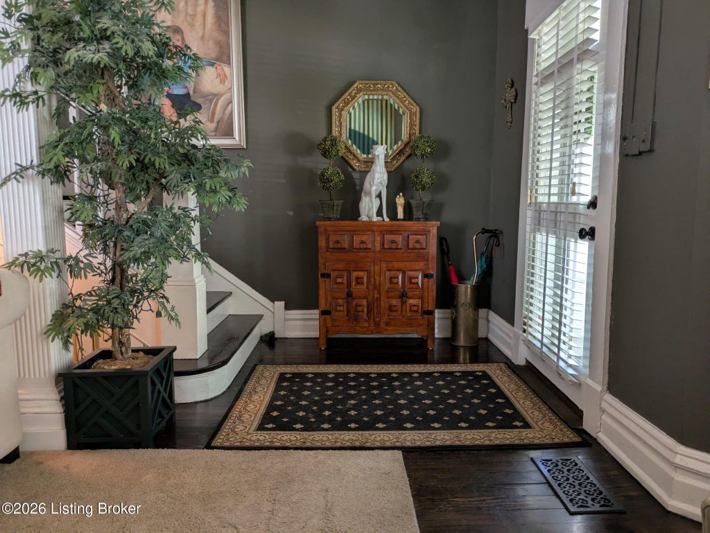 Photo of 214 W Campbell St, Frankfort, KY 40601 (MLS # 1731217)