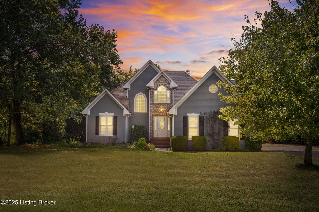 Photo of 5400 Highpoint Dr, Crestwood, KY 40014 (MLS # 1691570)