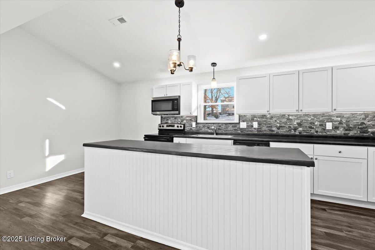 173 Kentucky Cir, Radcliff, Kentucky image 14