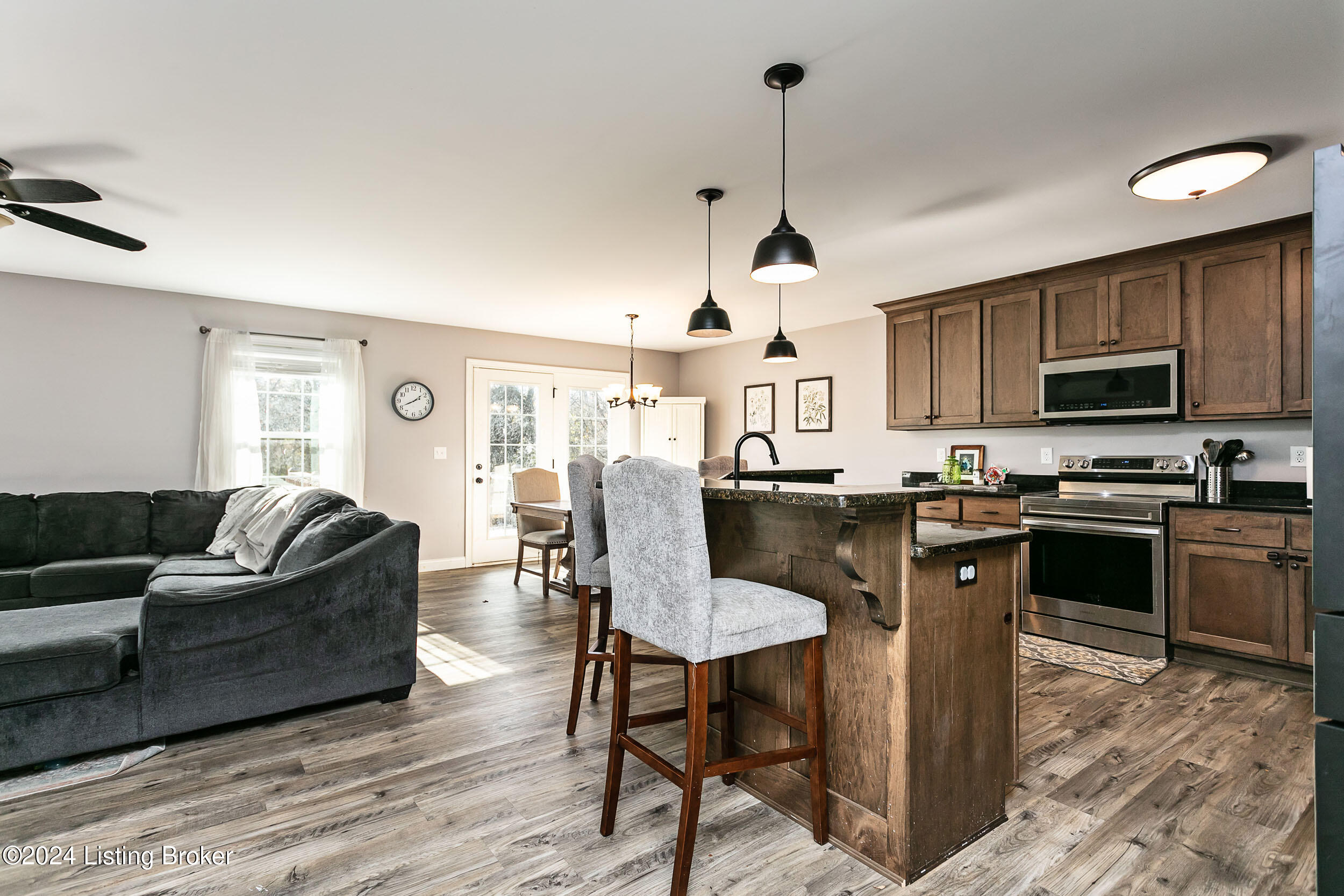 561 Cedar Grove Rd, Coxs Creek, Kentucky image 3