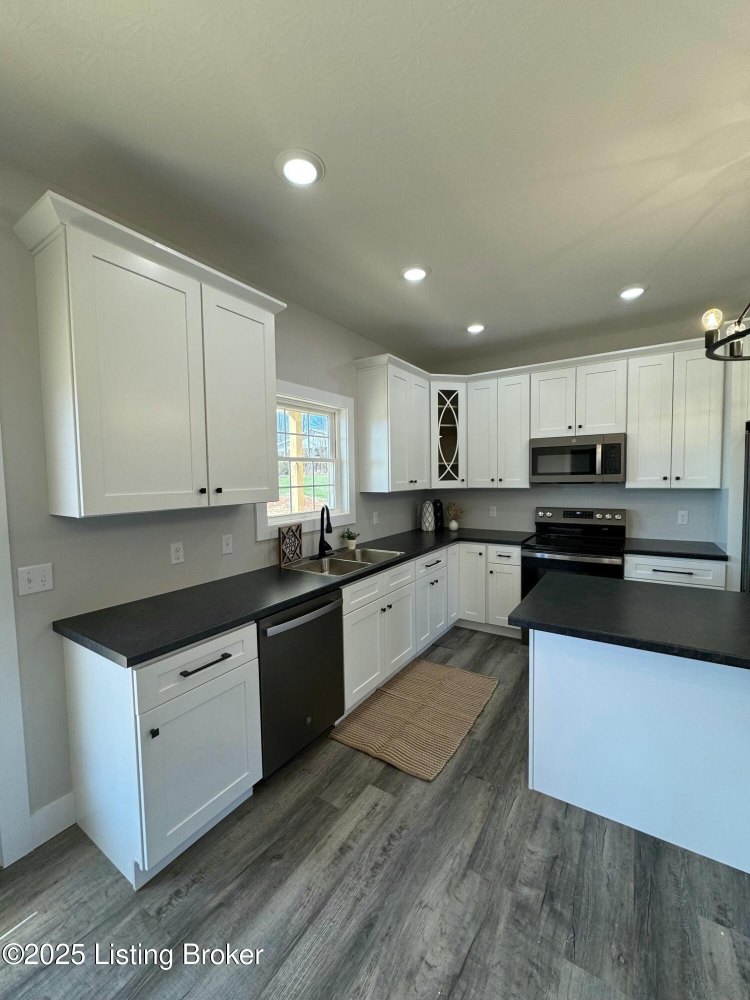 100 Millstead Dr, Ekron, Kentucky image 13