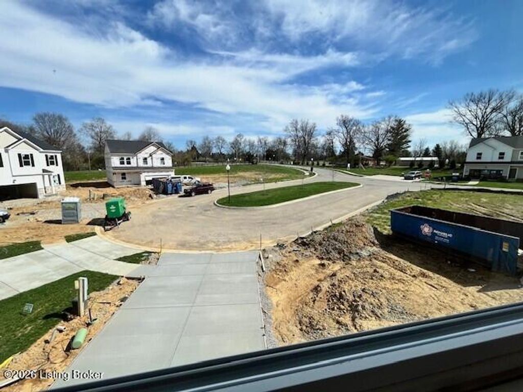 Photo of 8804 Fairmount Cove Pl, Louisville, KY 40291 (MLS # 1712341)