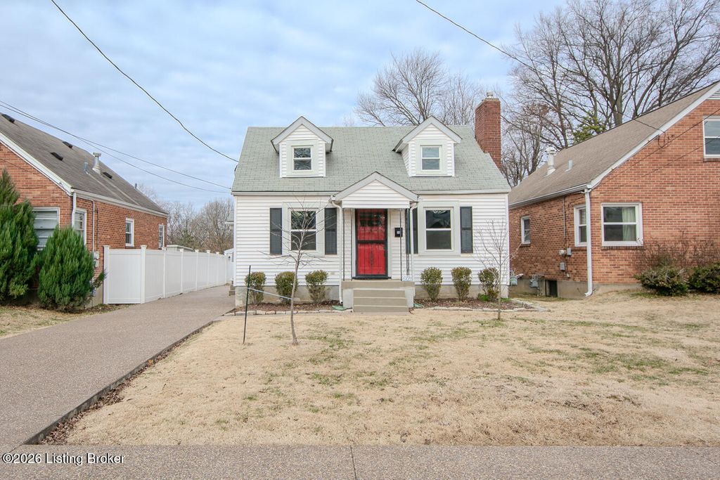 Photo of 1019 English Ave, Louisville, KY 40217 (MLS # 1707611)