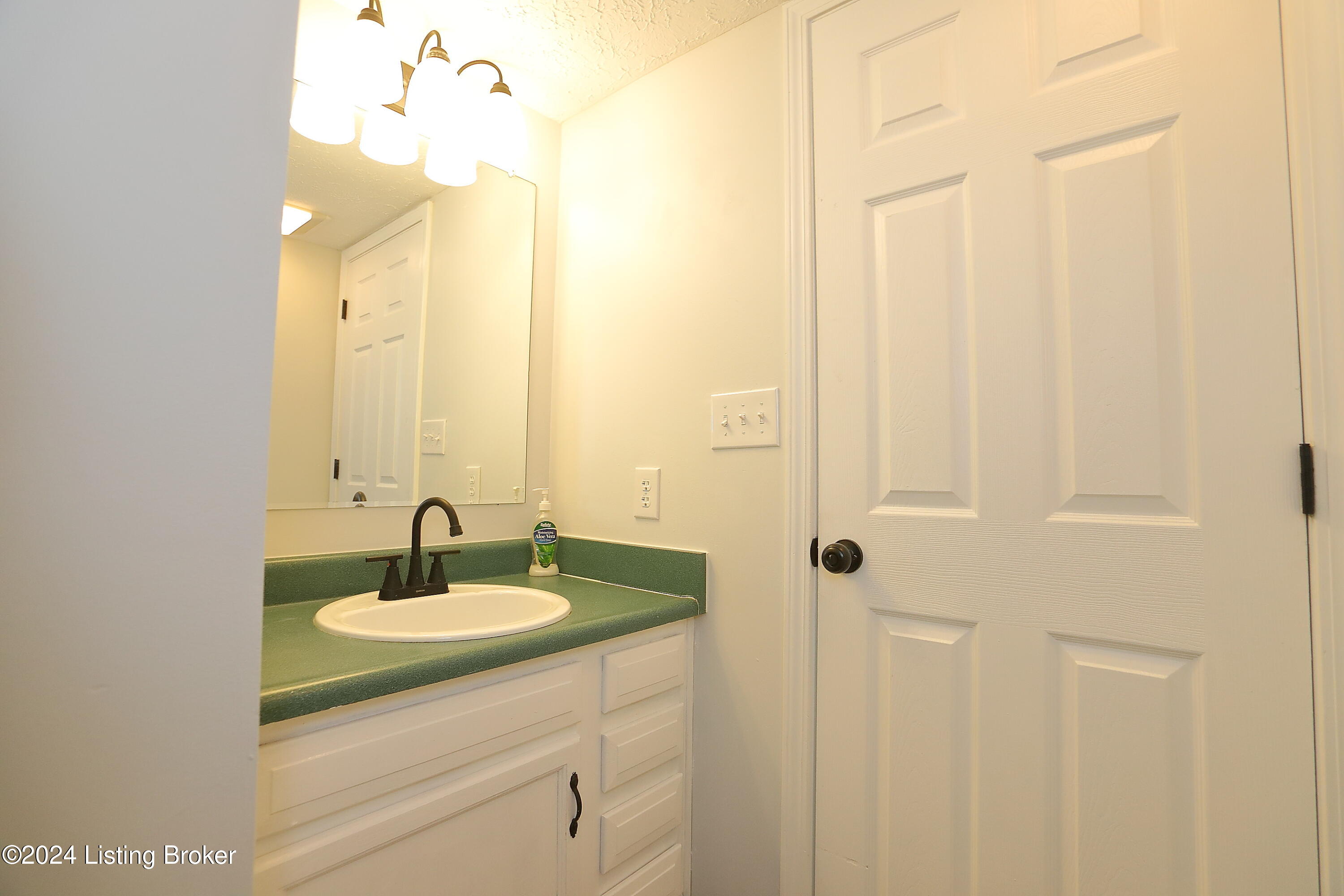 206 Washington Cir, La Grange, Kentucky image 10