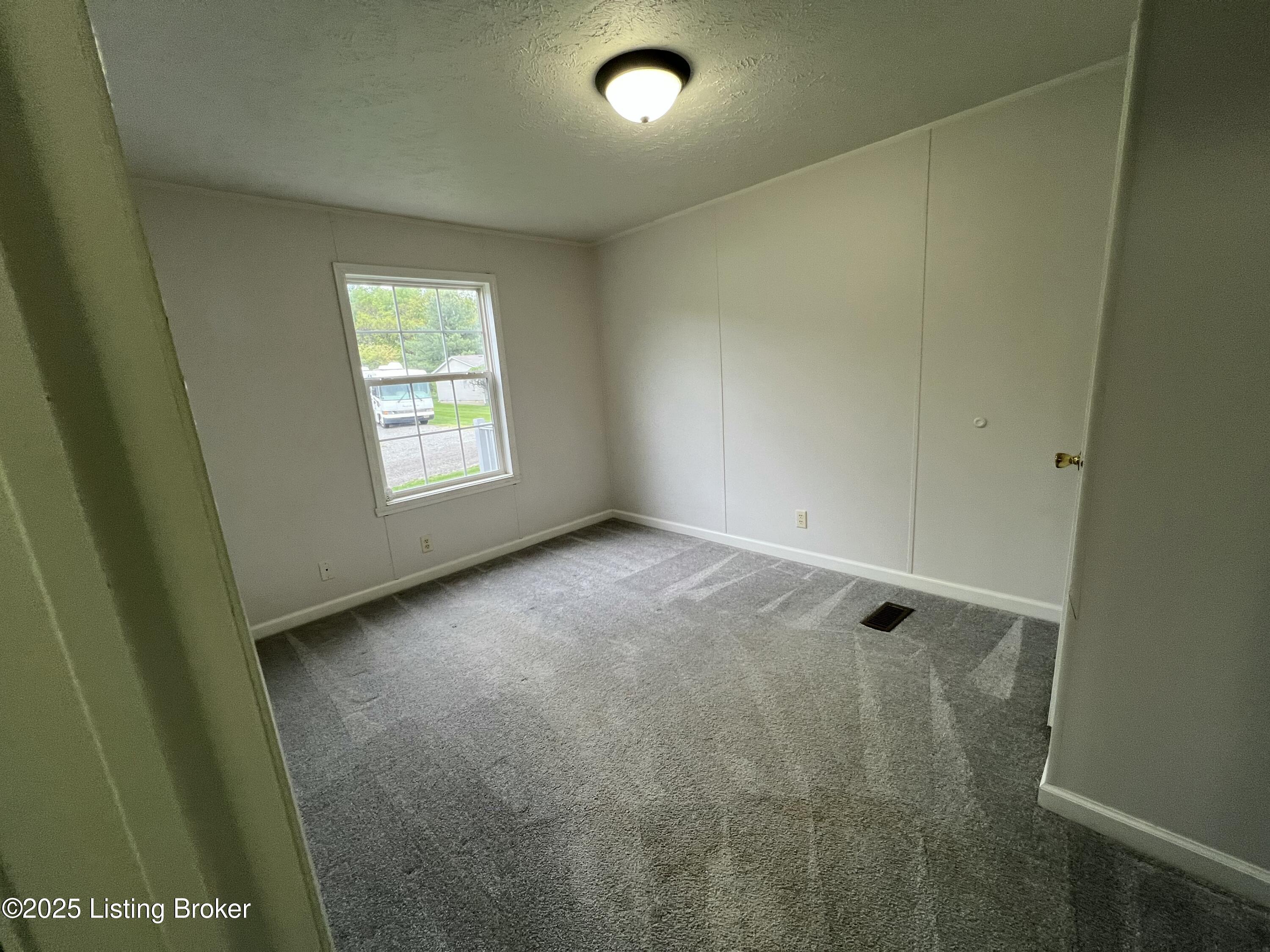 114 Brandon Way, Milton, Pennsylvania image 9